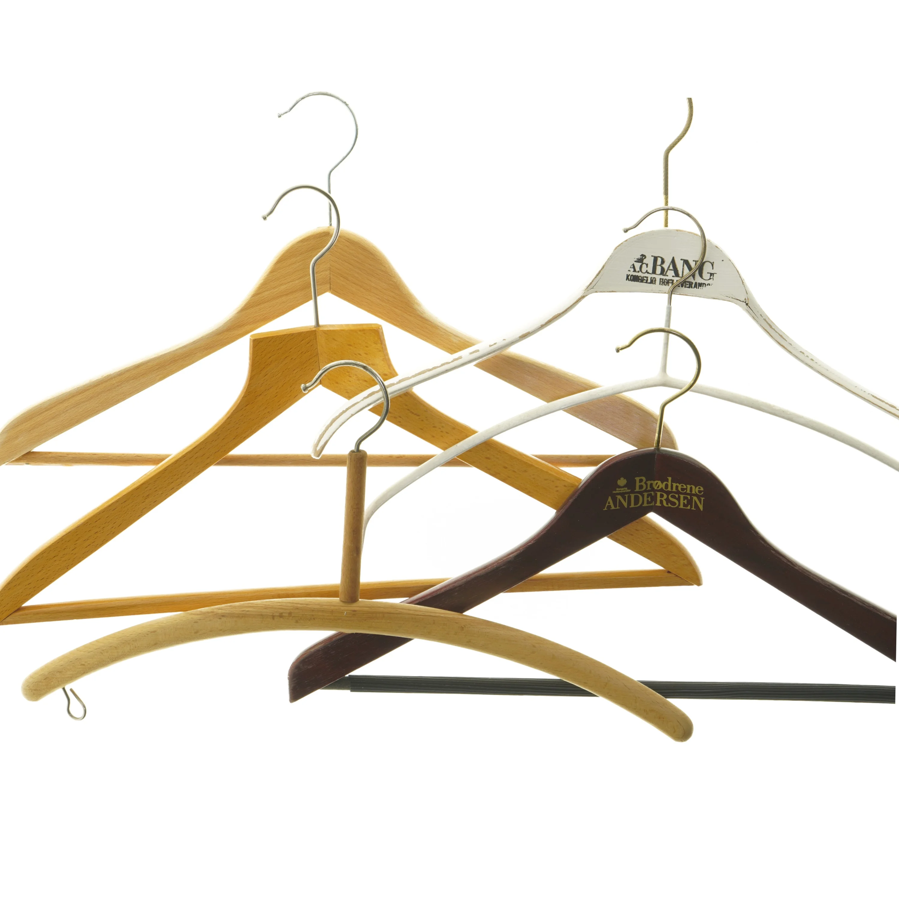 Træ- og metalbøjler (str. 25x45 cm)