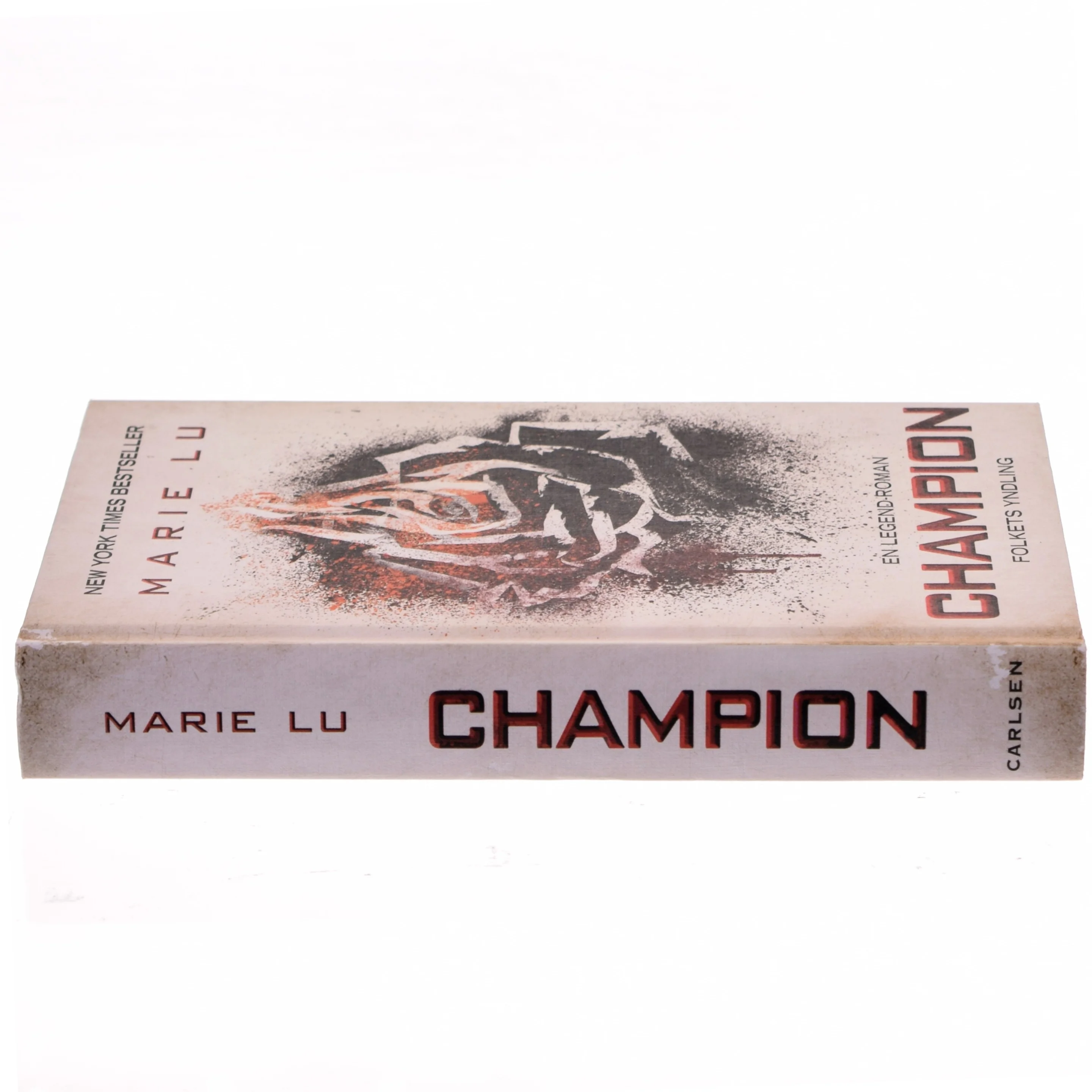 Champion : Folkets yndling af Marie Lu (Bog)