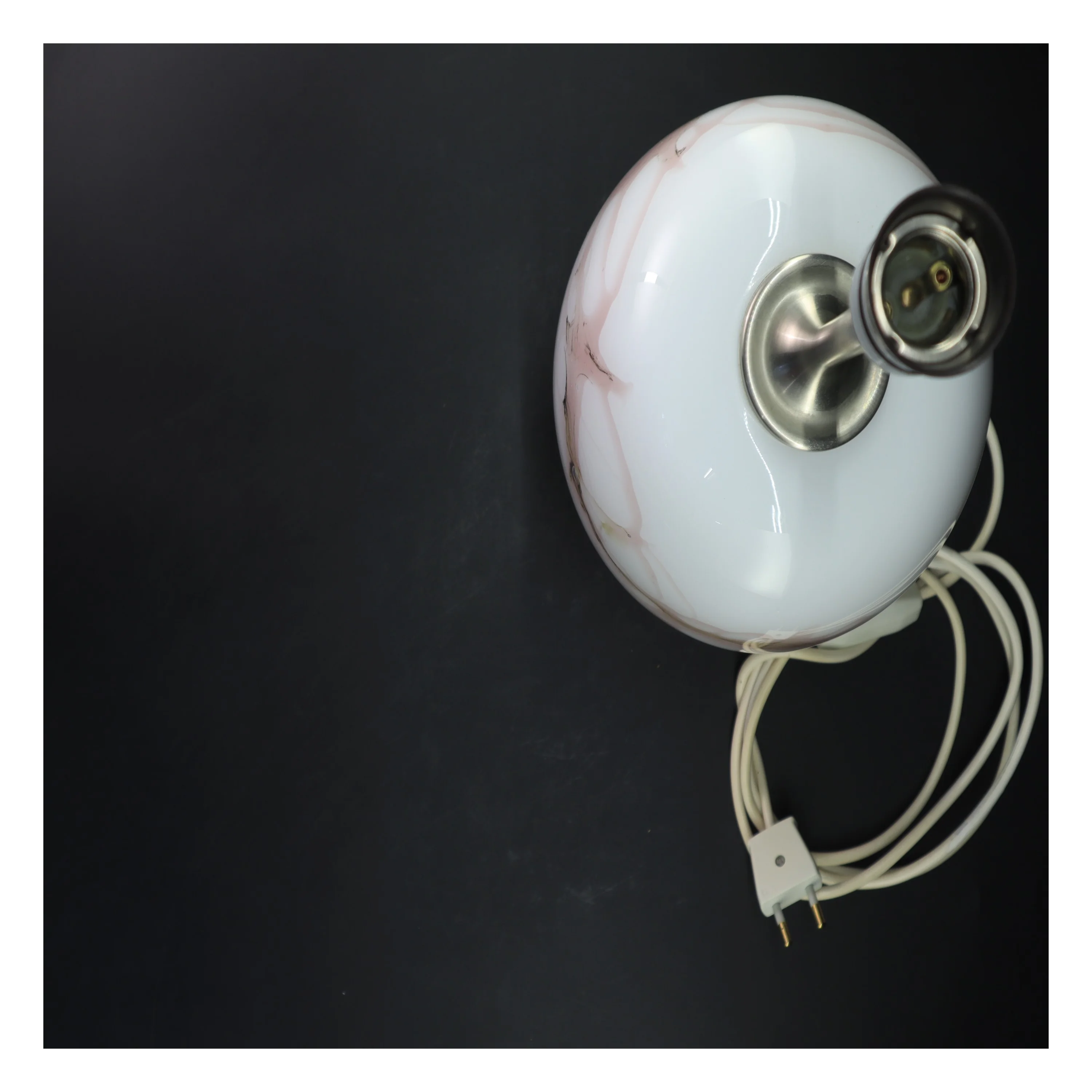 Holmegaard Sakura bordlampe med ledning (str. 45 cm)