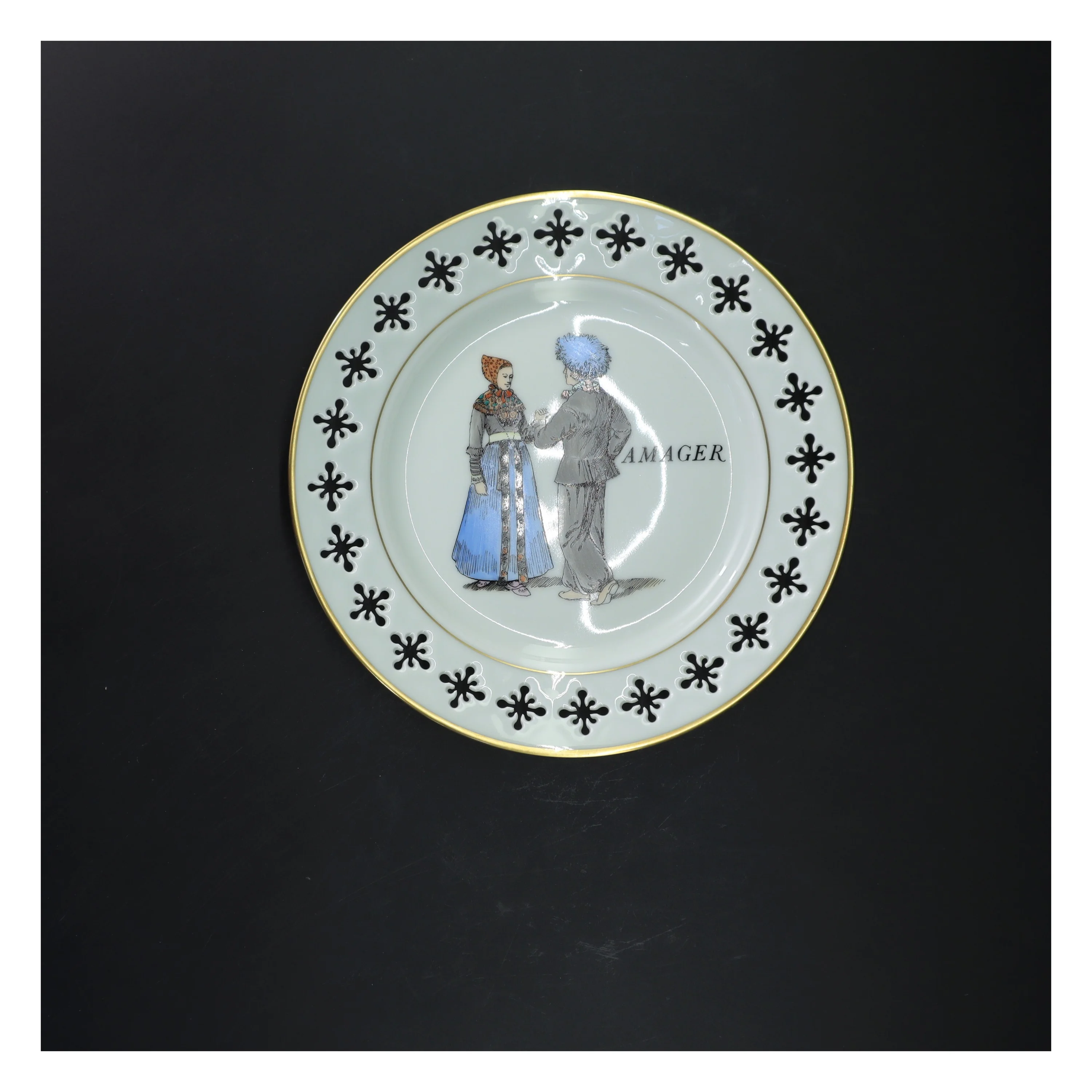 Porcel&aelig;nstallerken med motiv fra B&G Porcel&aelig;n (str. &Oslash; 22 cm)