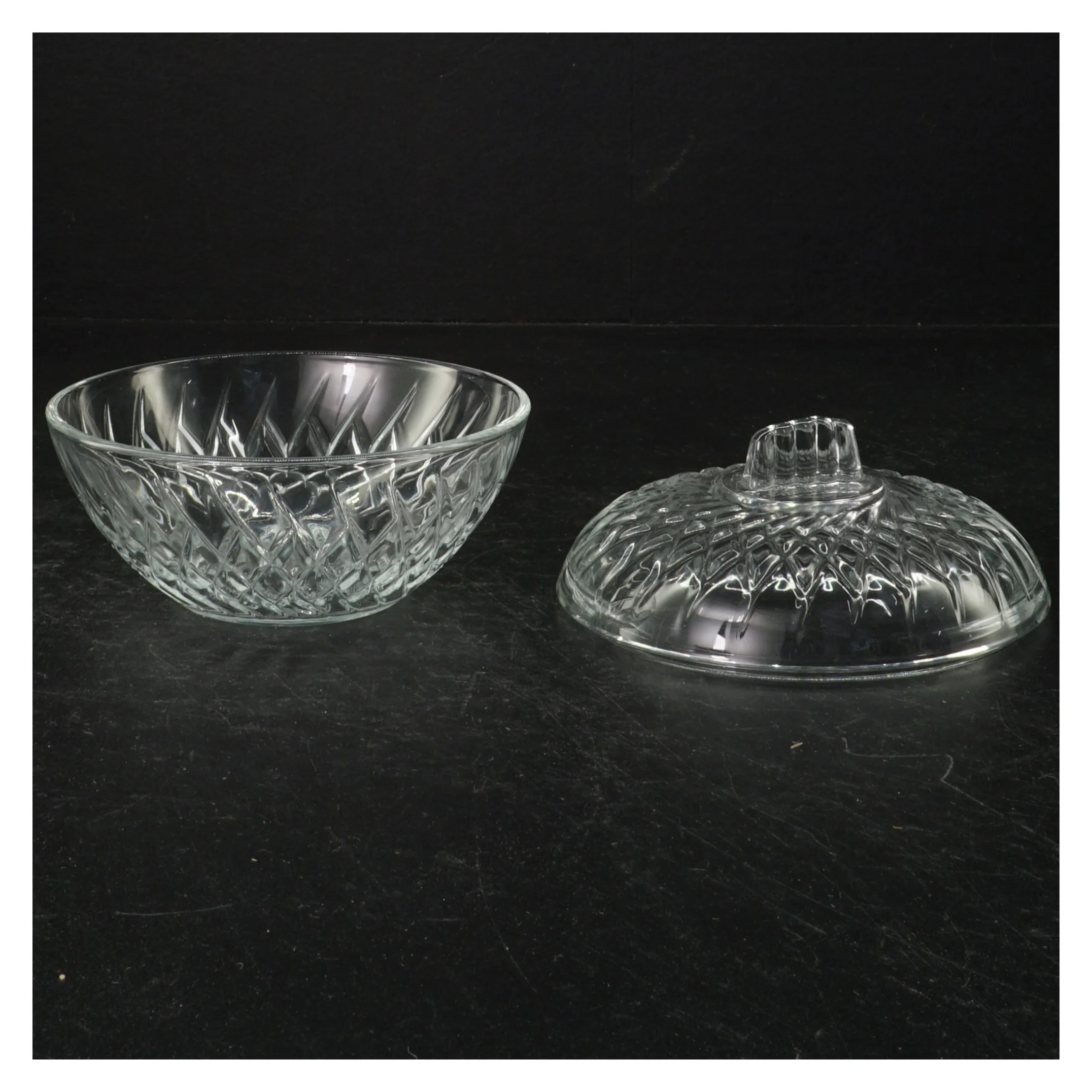 Krystalglas sukkerskål med låg