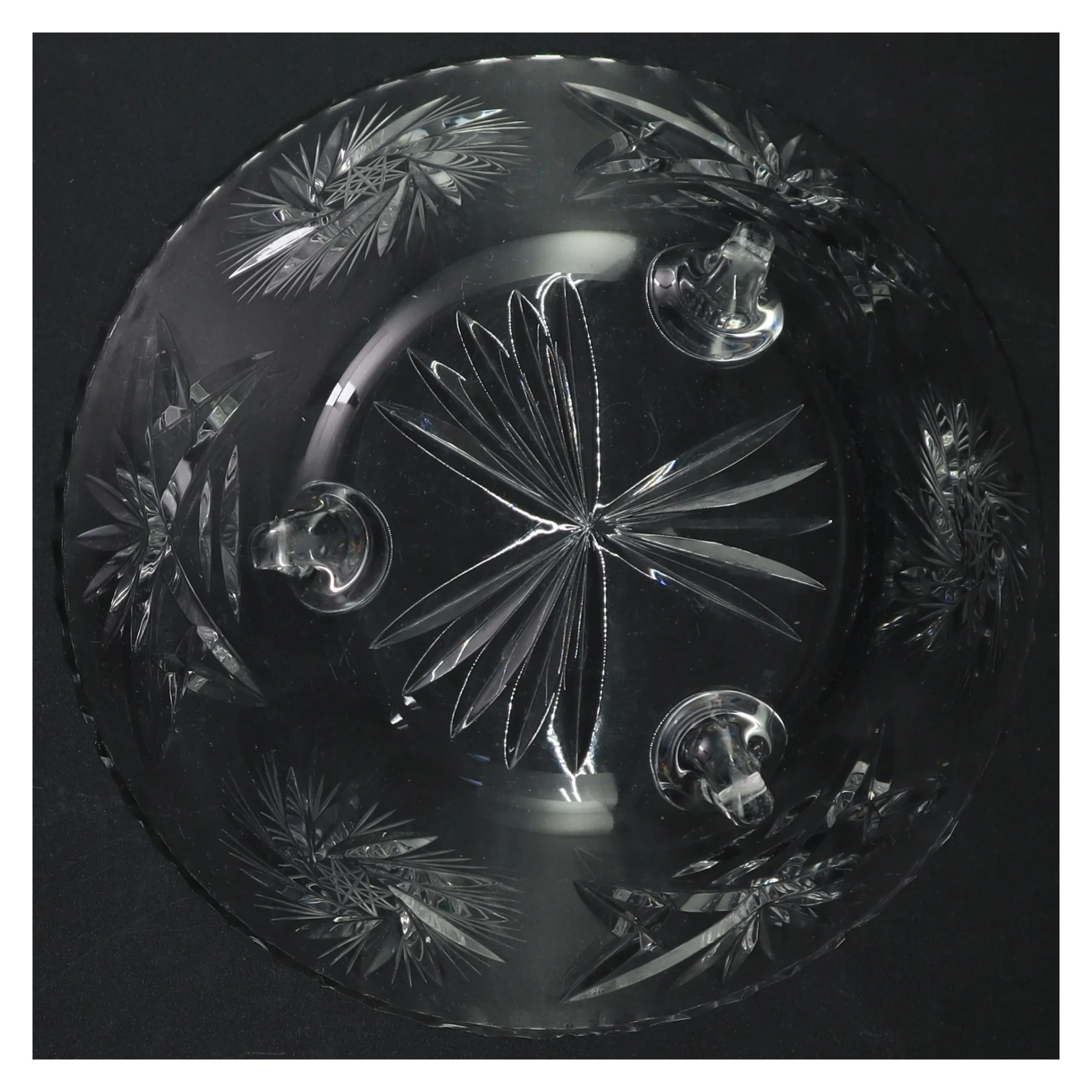 Skål af krystalglas (str. 21 cm)