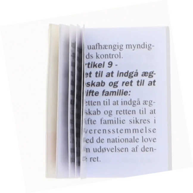 Miniaturebog med EU's fundamentale rettigheder (str. 3 x 2,5 cm)
