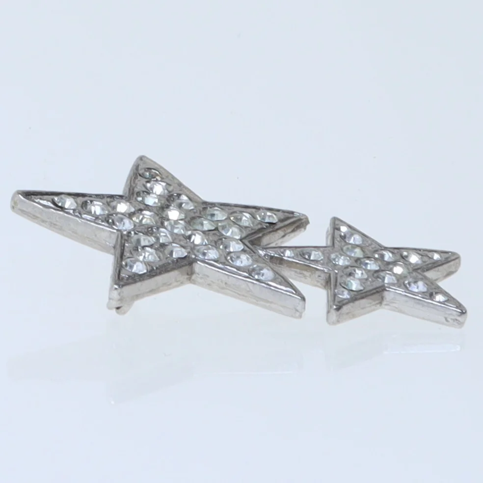 Stjernebroche med glinsende sten (str. 4,5 cm)