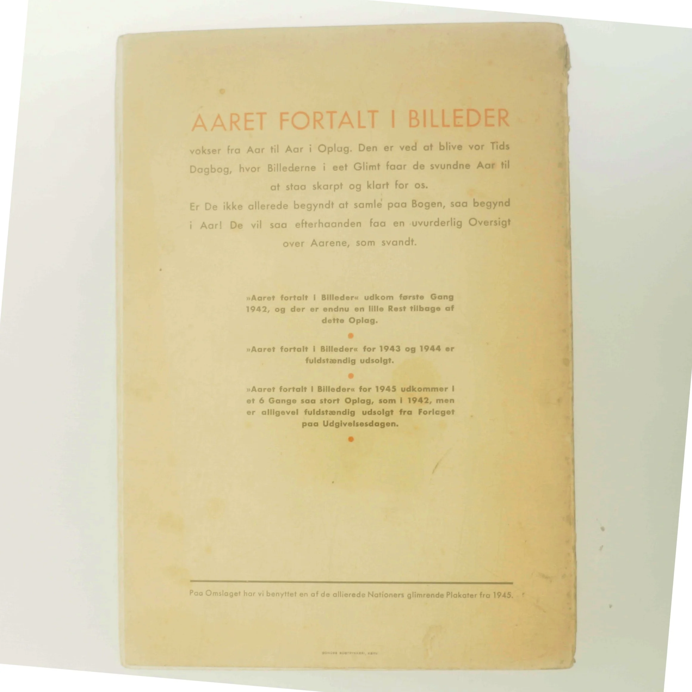 1945 - Åaret Fortalt i Billeder (Bog)