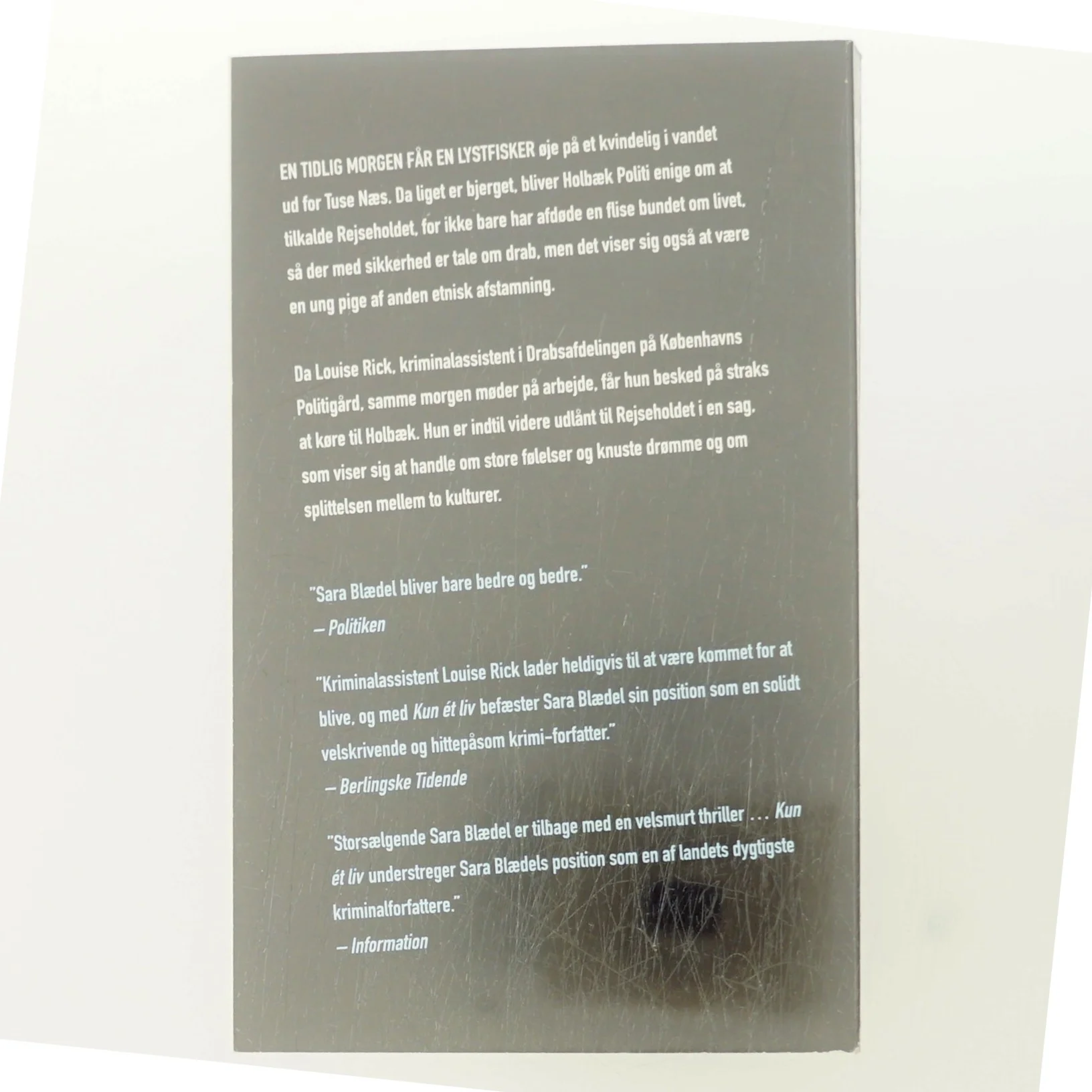 Kun Ét Liv af Sara Blædel (Bog)