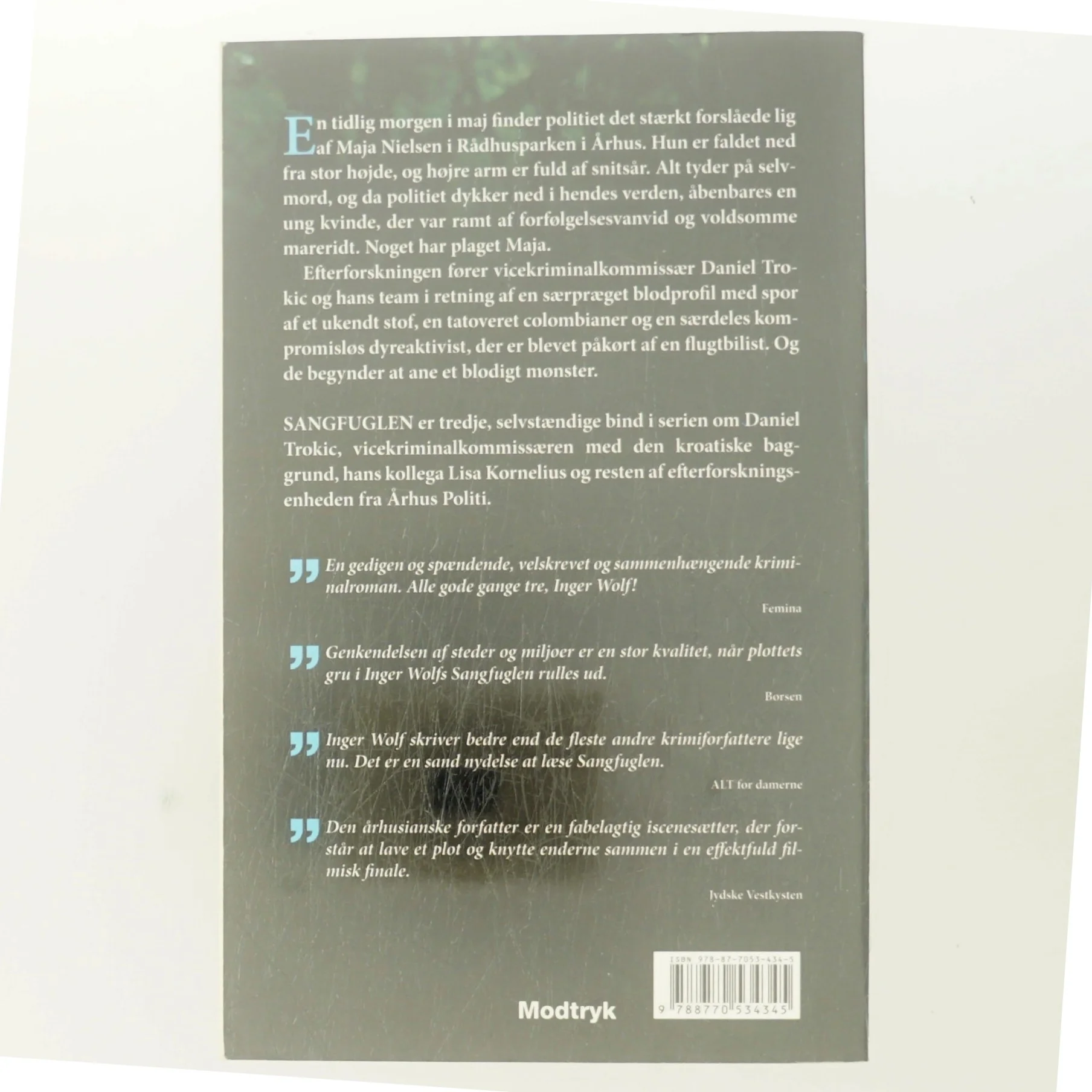 Sangfuglen af Inger Wolf (Bog)