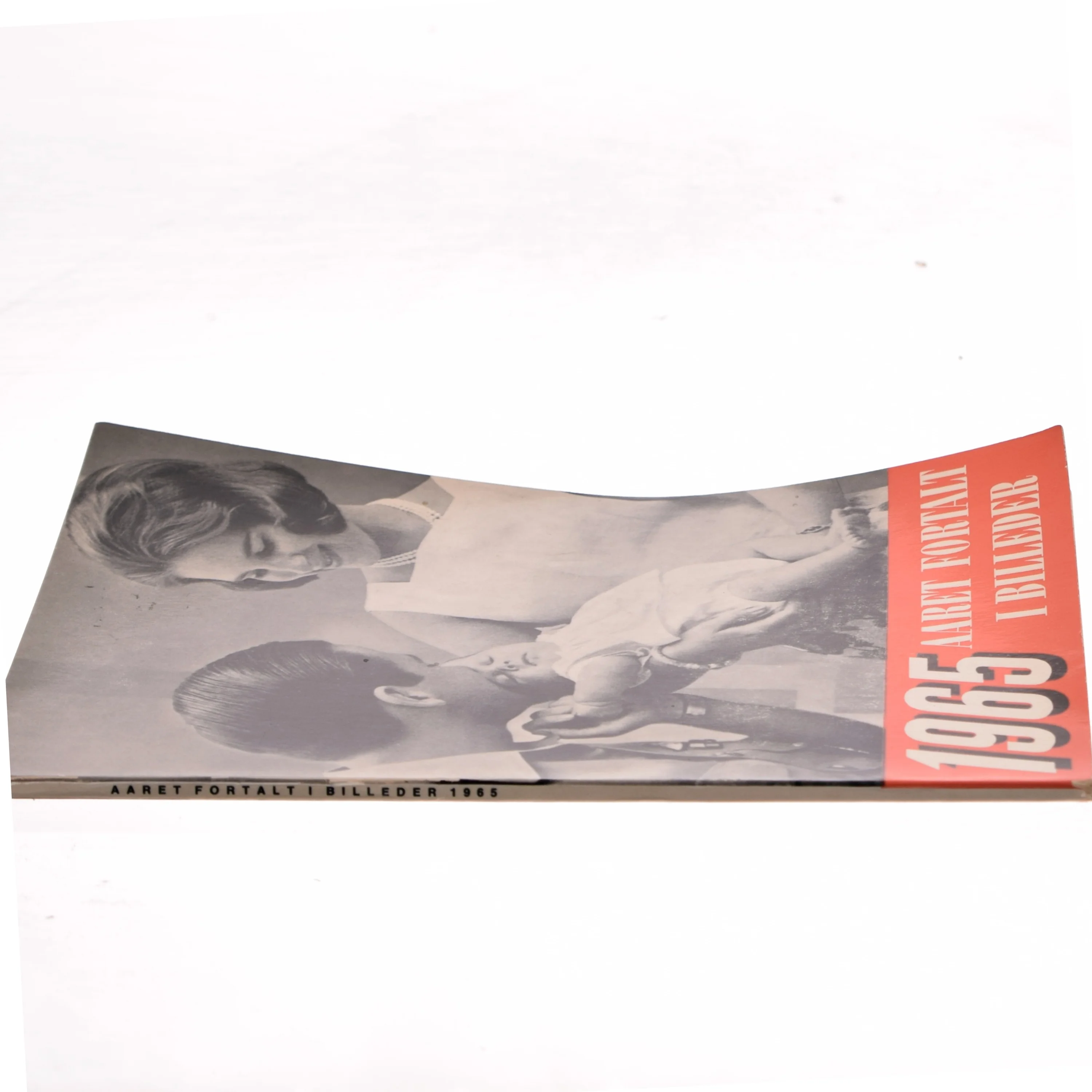 1965 Året Fortalt i Billeder (Bog)