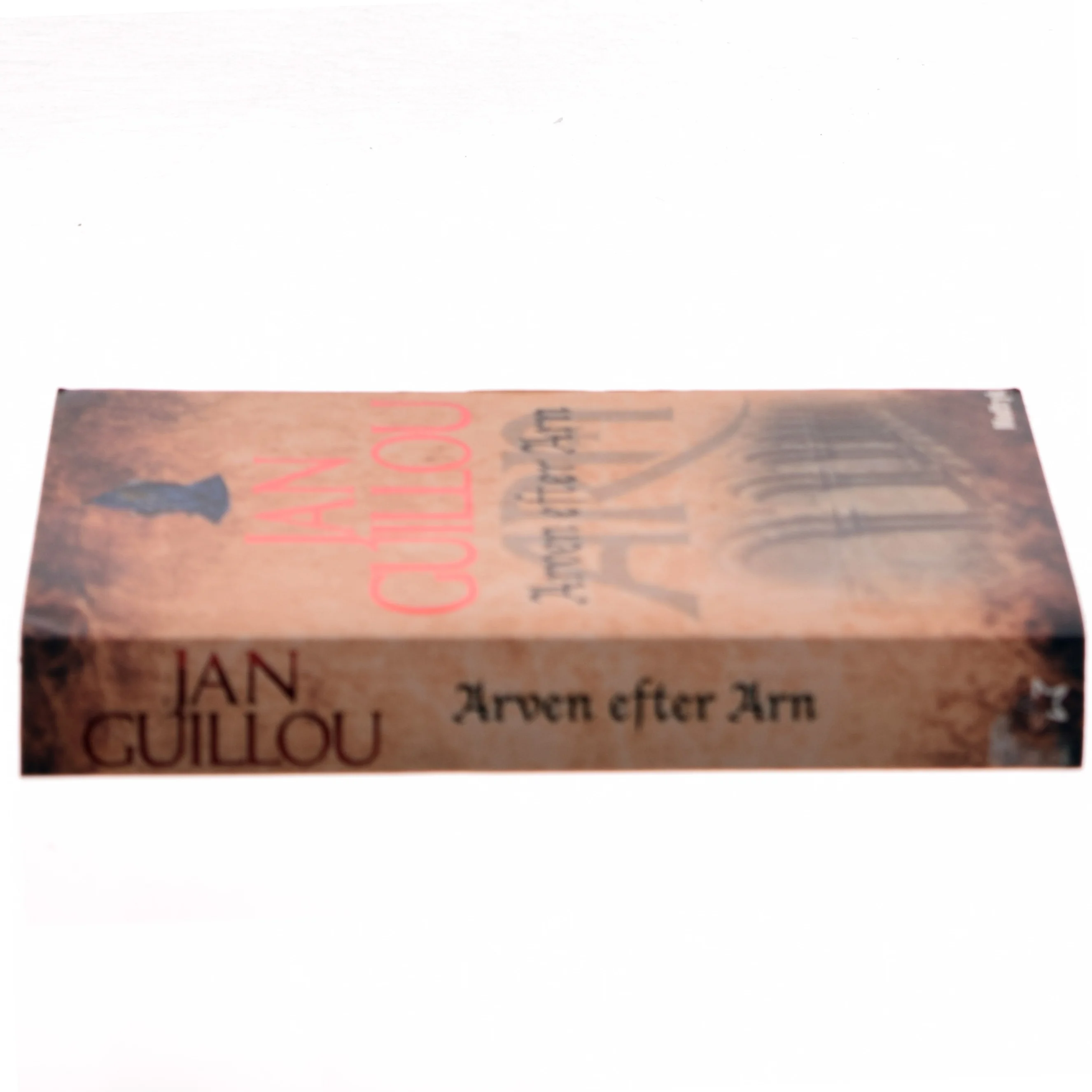 Arven efter Arn af Jan Guillou (Bog)