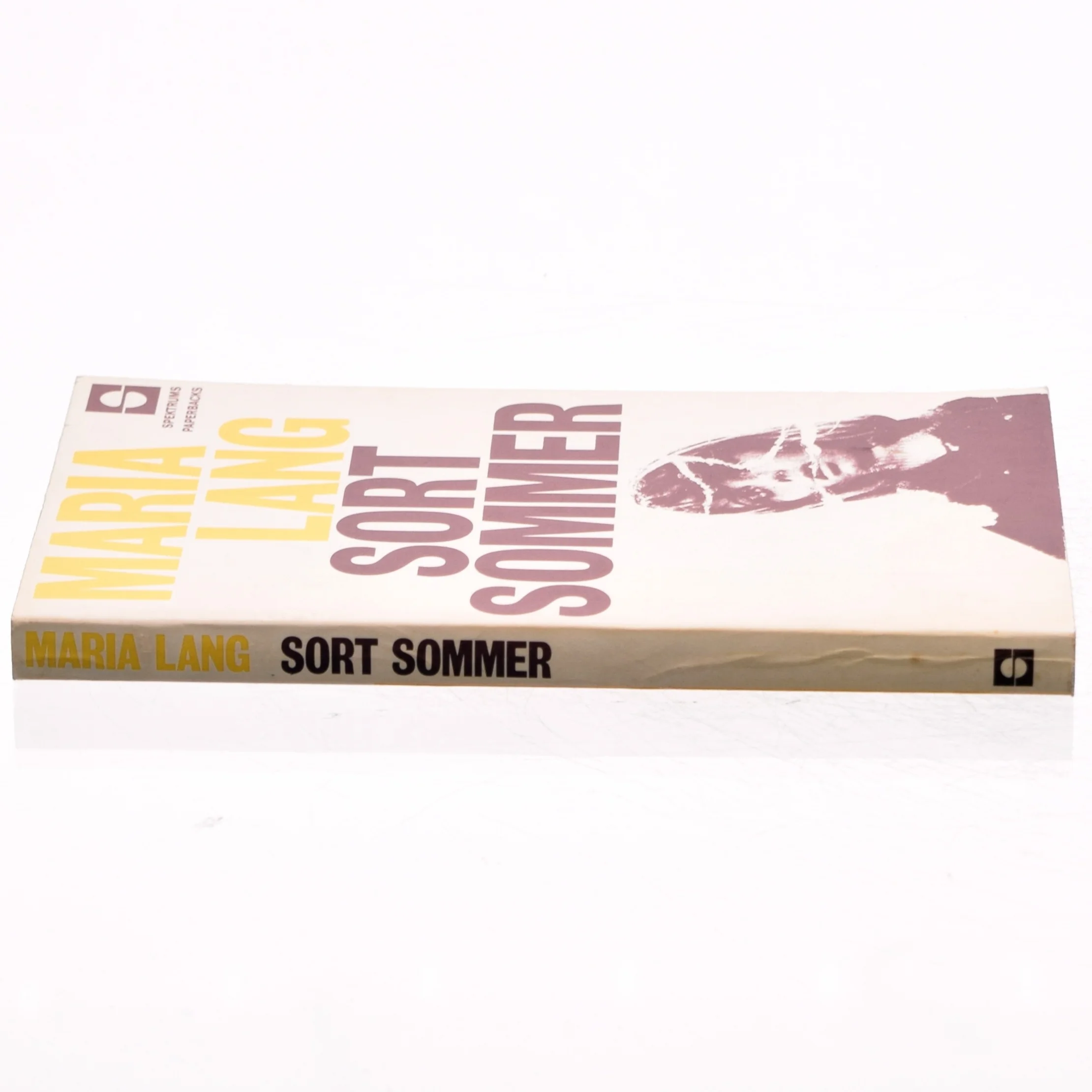 Sort sommer af Maria Lang