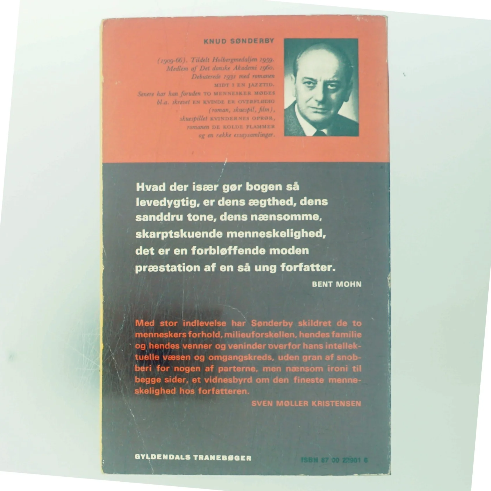 To Mennesker mødes af Knud Sønderby (Bog)