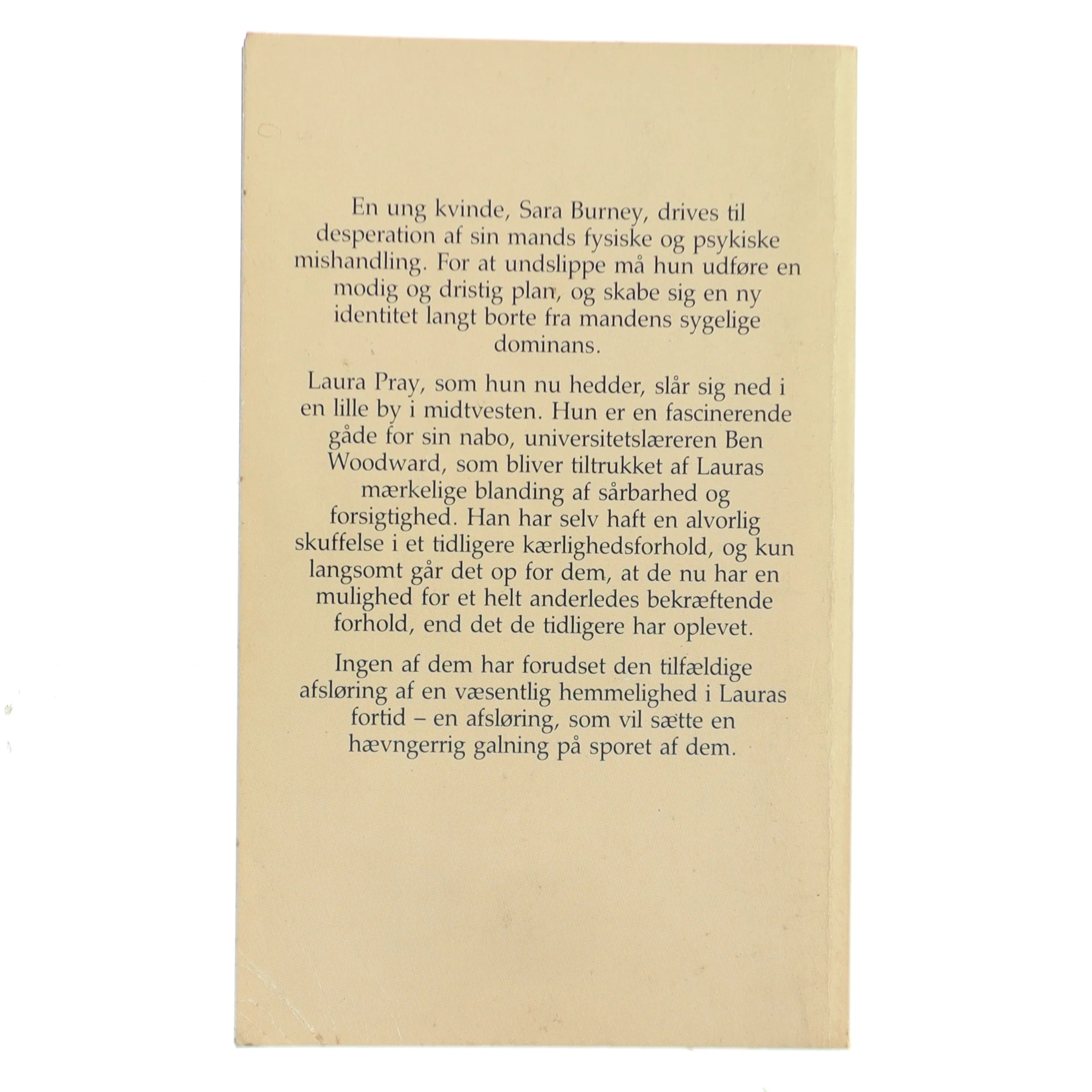 I seng med fjenden af Nancy Price (Bog)