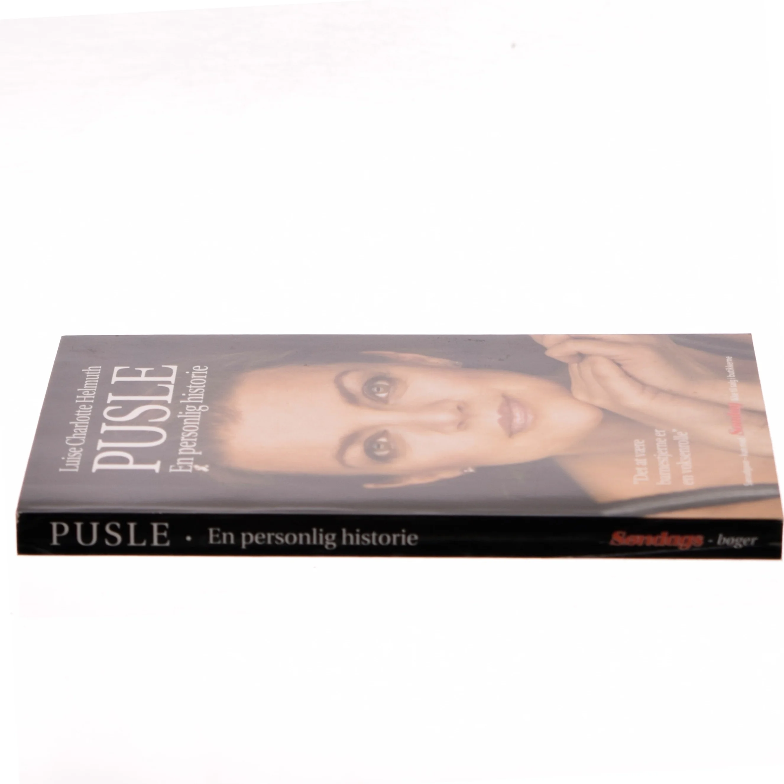 PUSLE: En personlig historie af Luise Charlotte Helmuth (Bog)