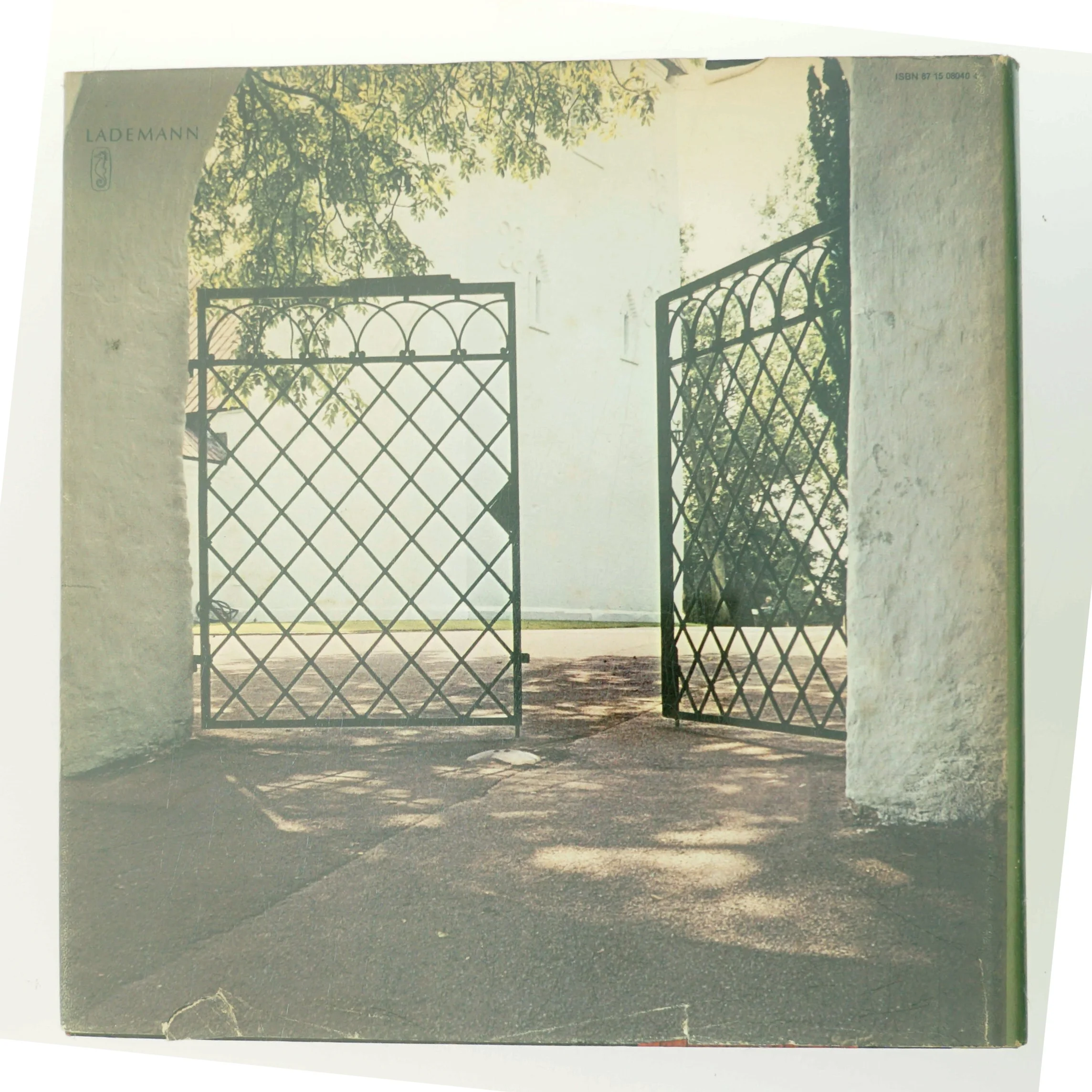 Vore gamle kirker og klostre af Gorm Benzon (Bog)