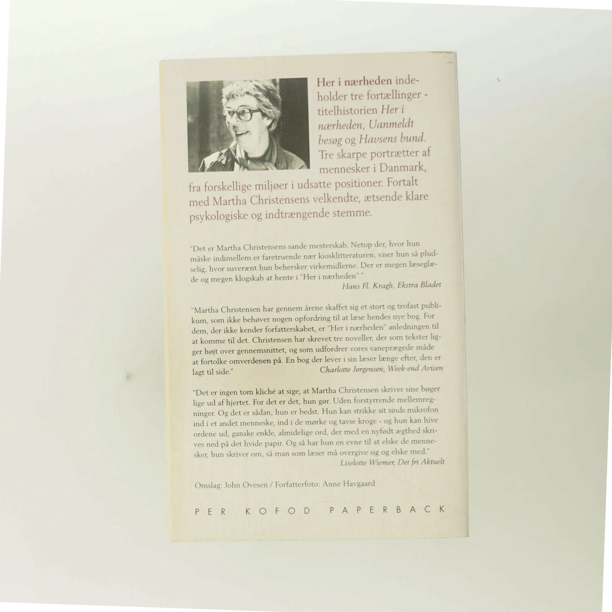 Her i nærheden af Martha Christensen (Bog)