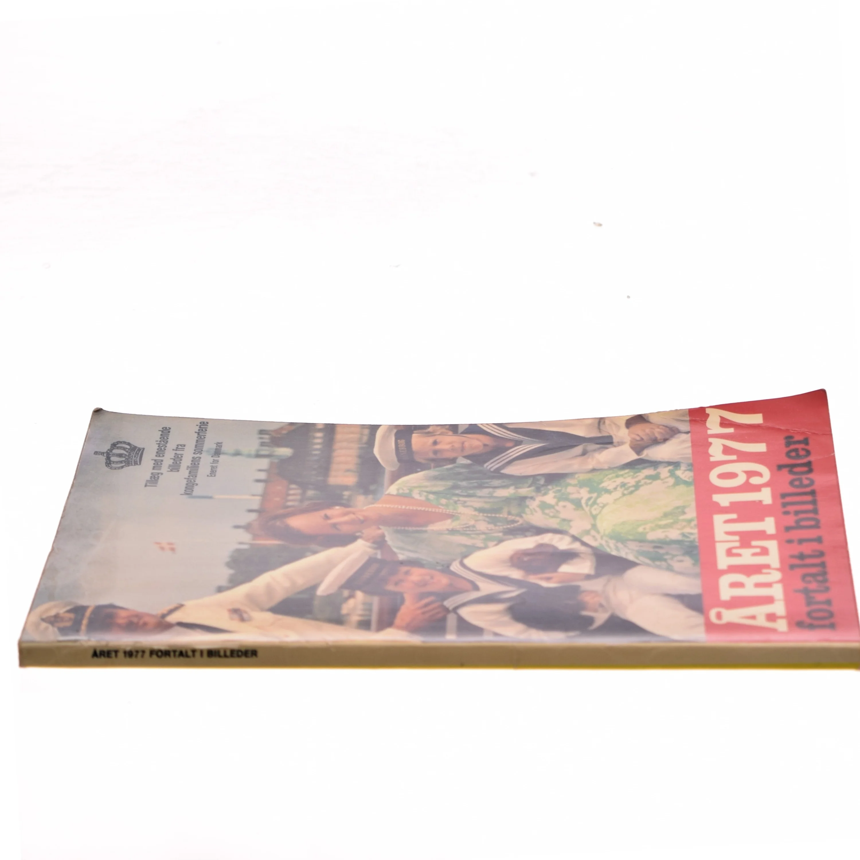 Året 1977 fortalt i billeder (Bog)