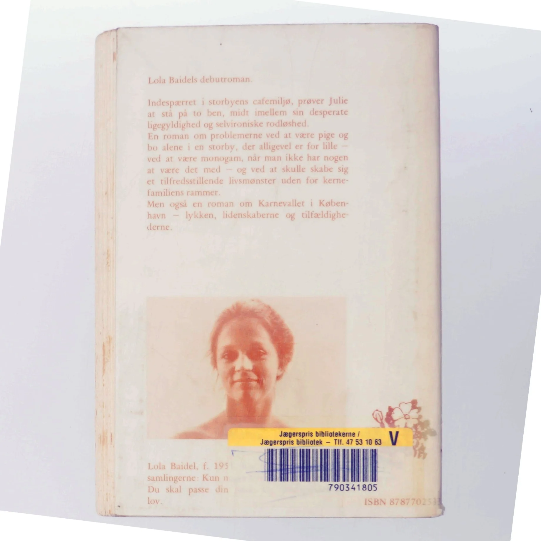 Små hop på stedet af Lola Baidel (Bog)