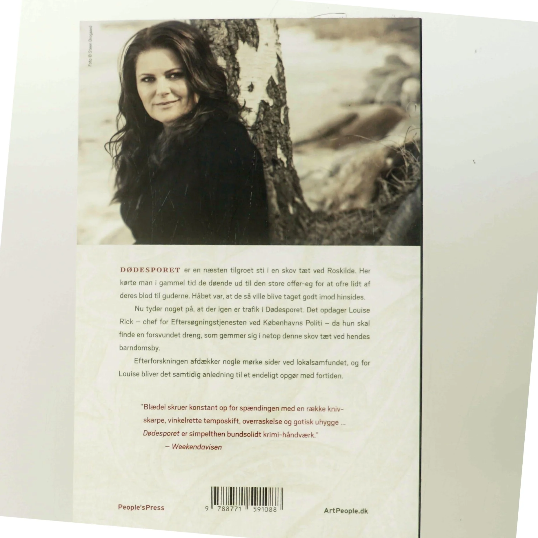 Dødesporet : krimi af Sara Blædel (Bog)