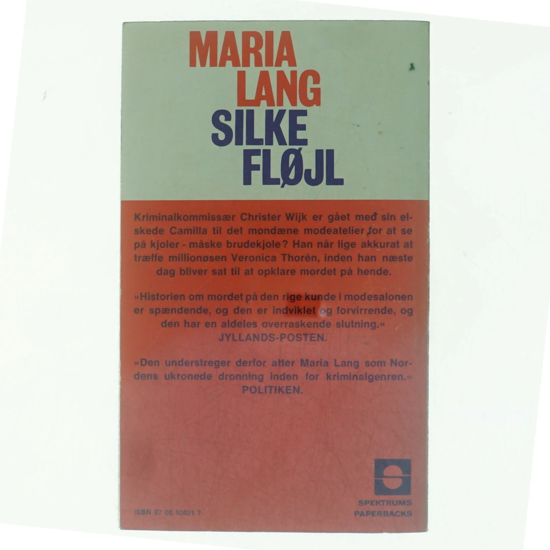 Silke fløjl af Maria Lang