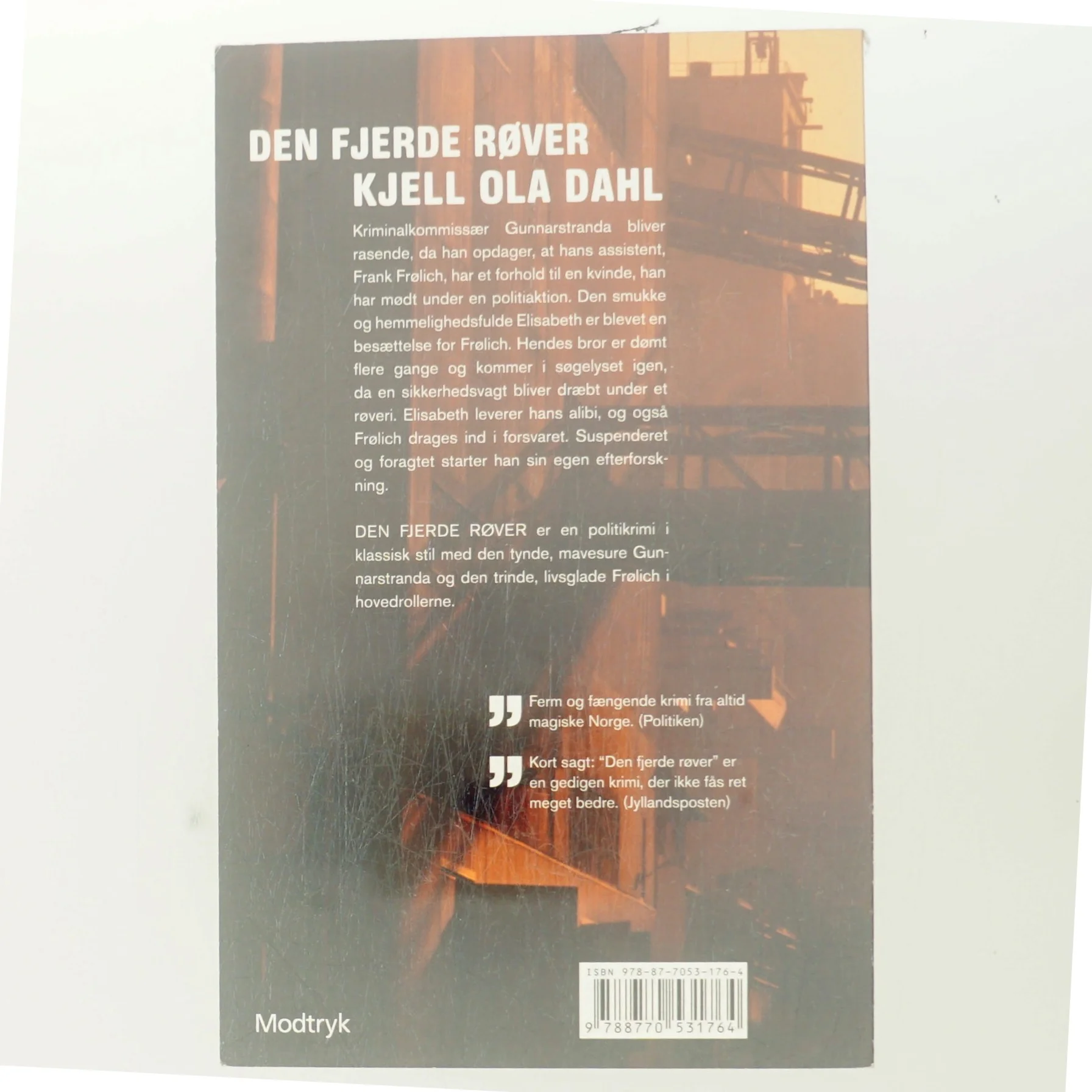 Den fjerde røver af Kjell Ola Dahl (Bog)