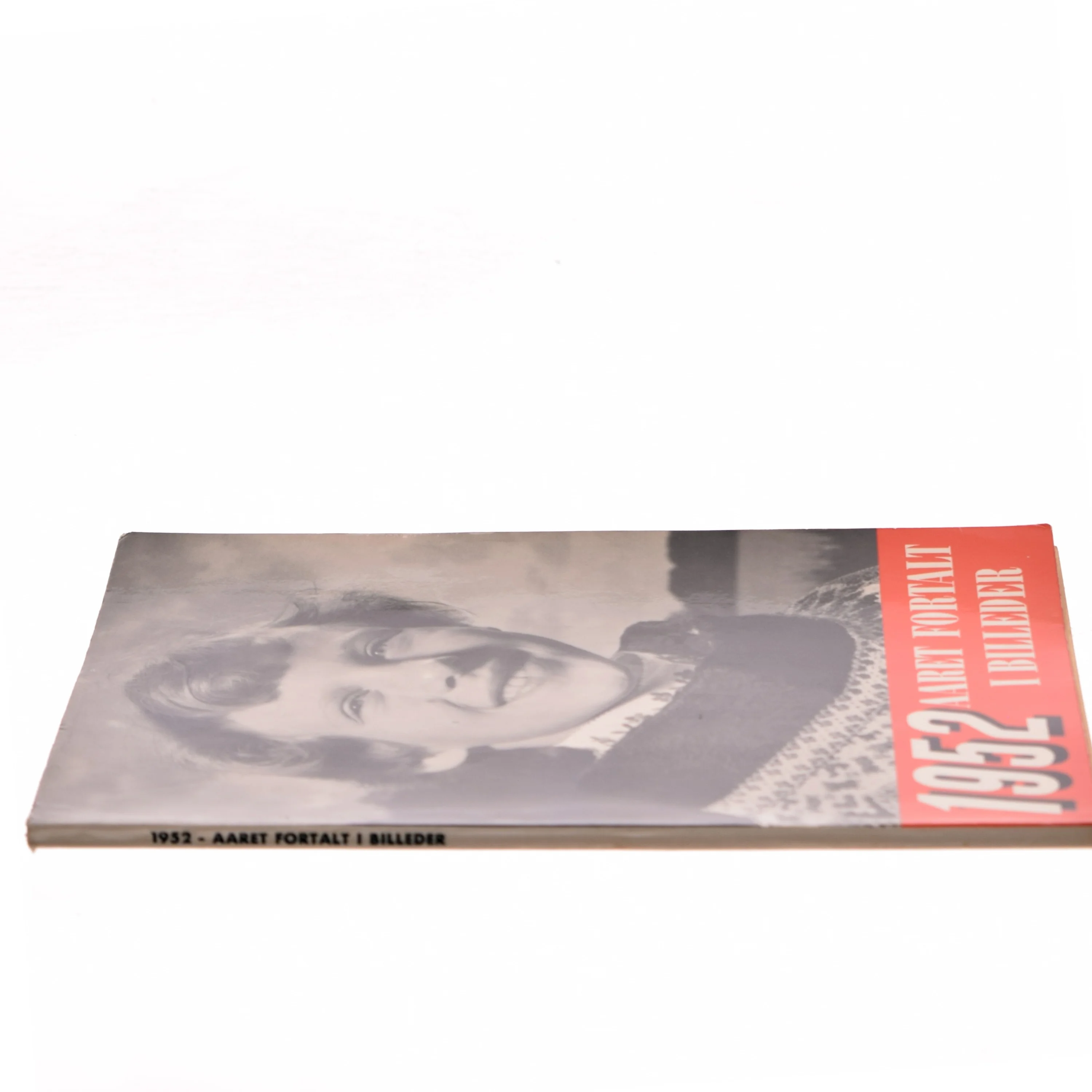 1952: Året fortalt i billeder (Bog)