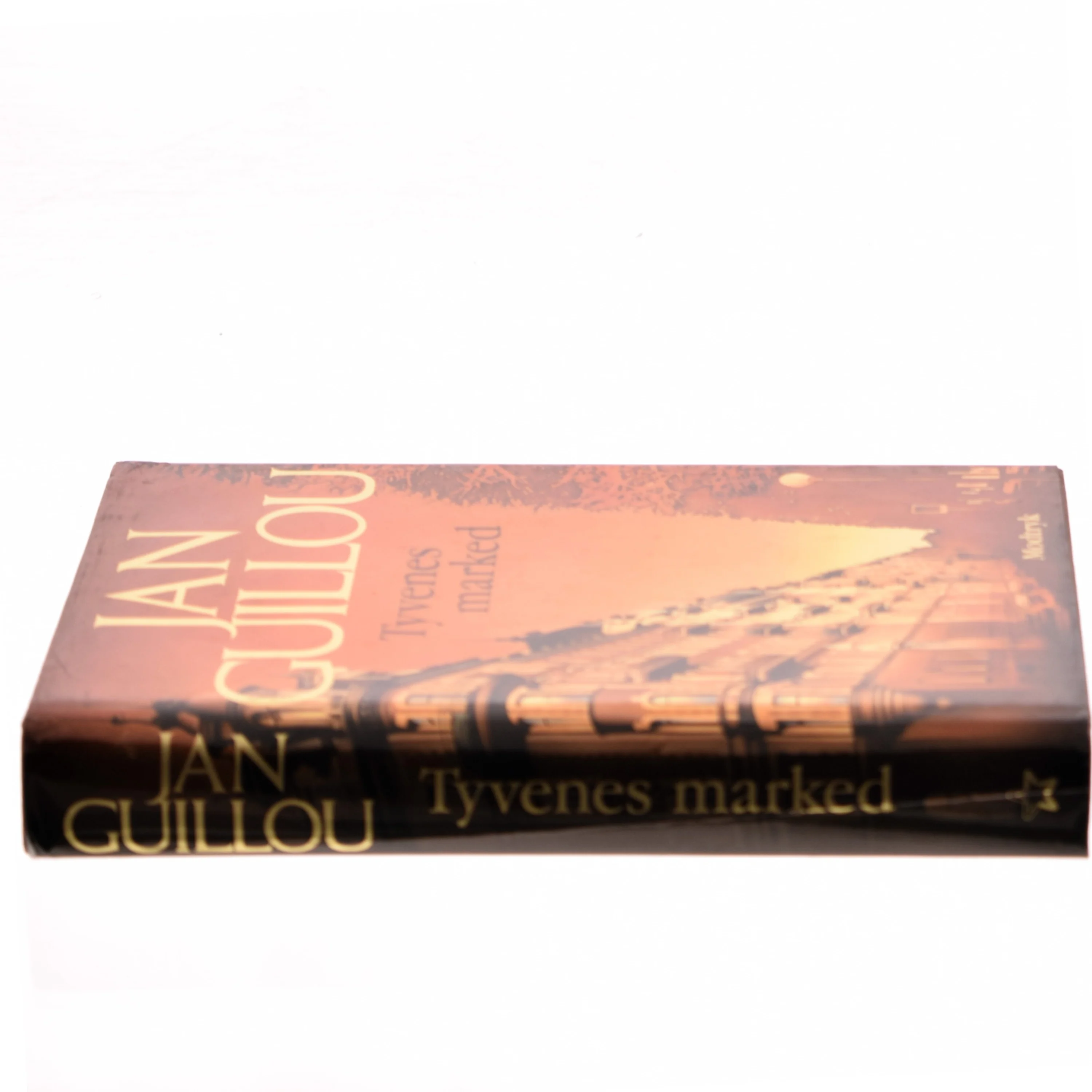 Tyvenes marked af Jan Guillou (Bog)