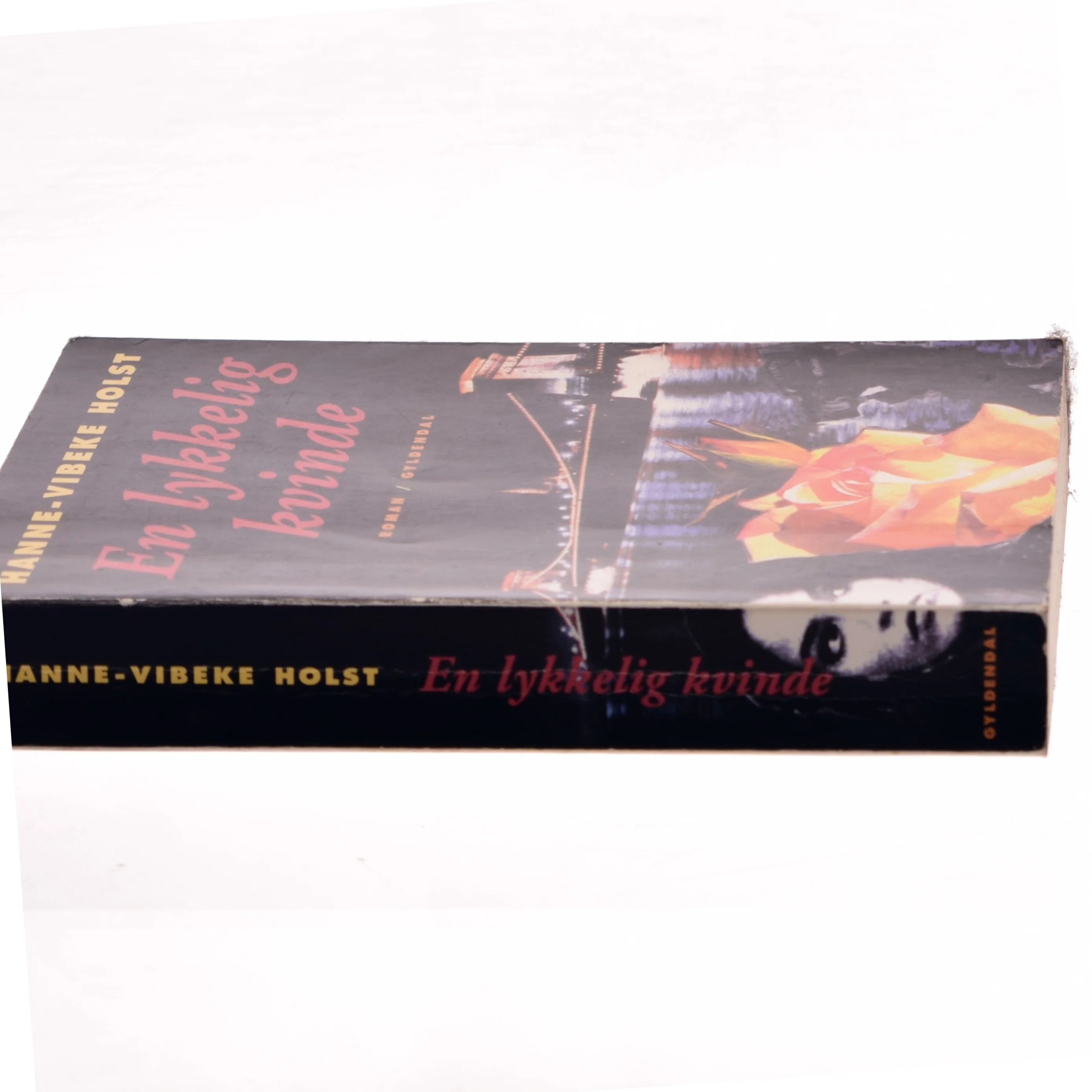 En lykkelig kvinde : roman af Hanne-Vibeke Holst (Bog)