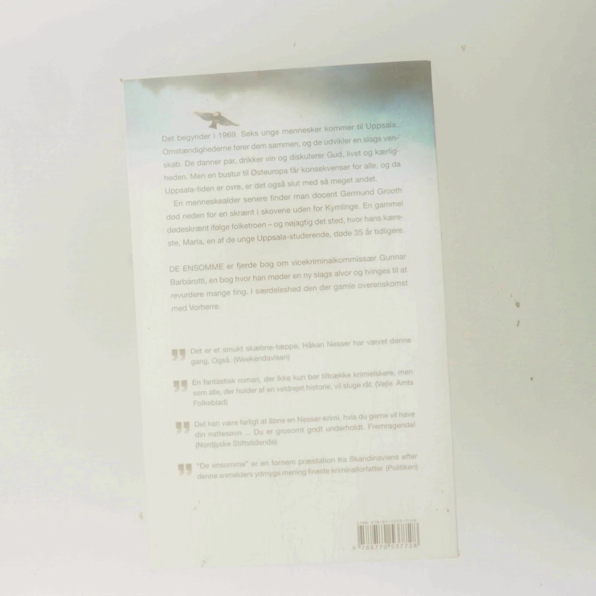 De ensomme af Håkan Nesser (Bog)