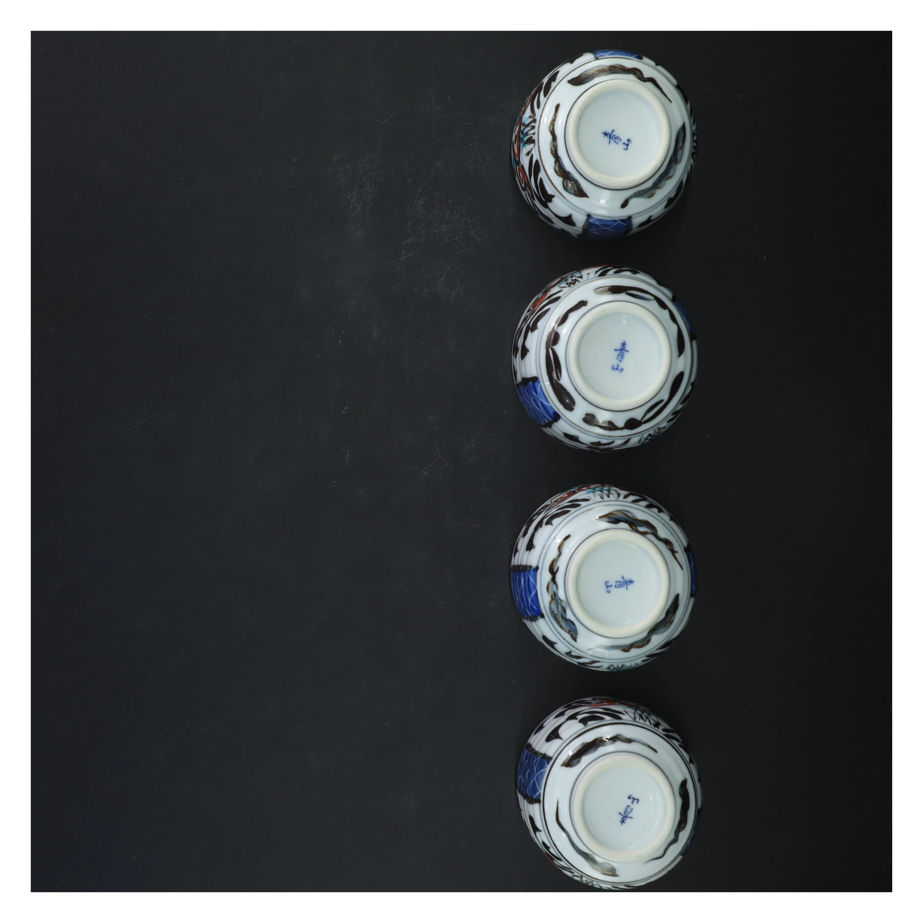 Japanske sake kopper (4 styk, 7,5x6,5 cm)