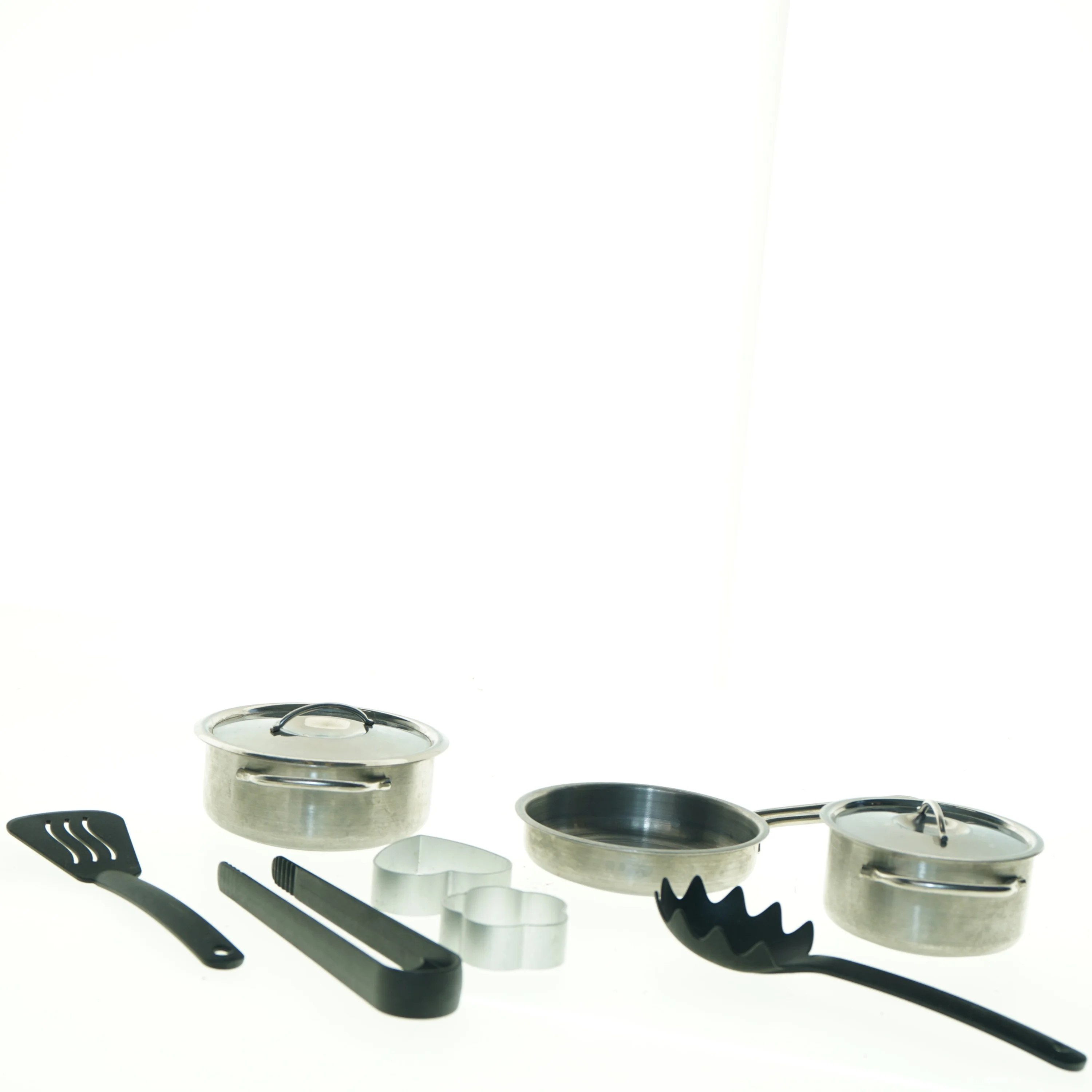 Køkkenredskabssæt til børn fra Ikea (str. Ø 7 cm til 9 cm)