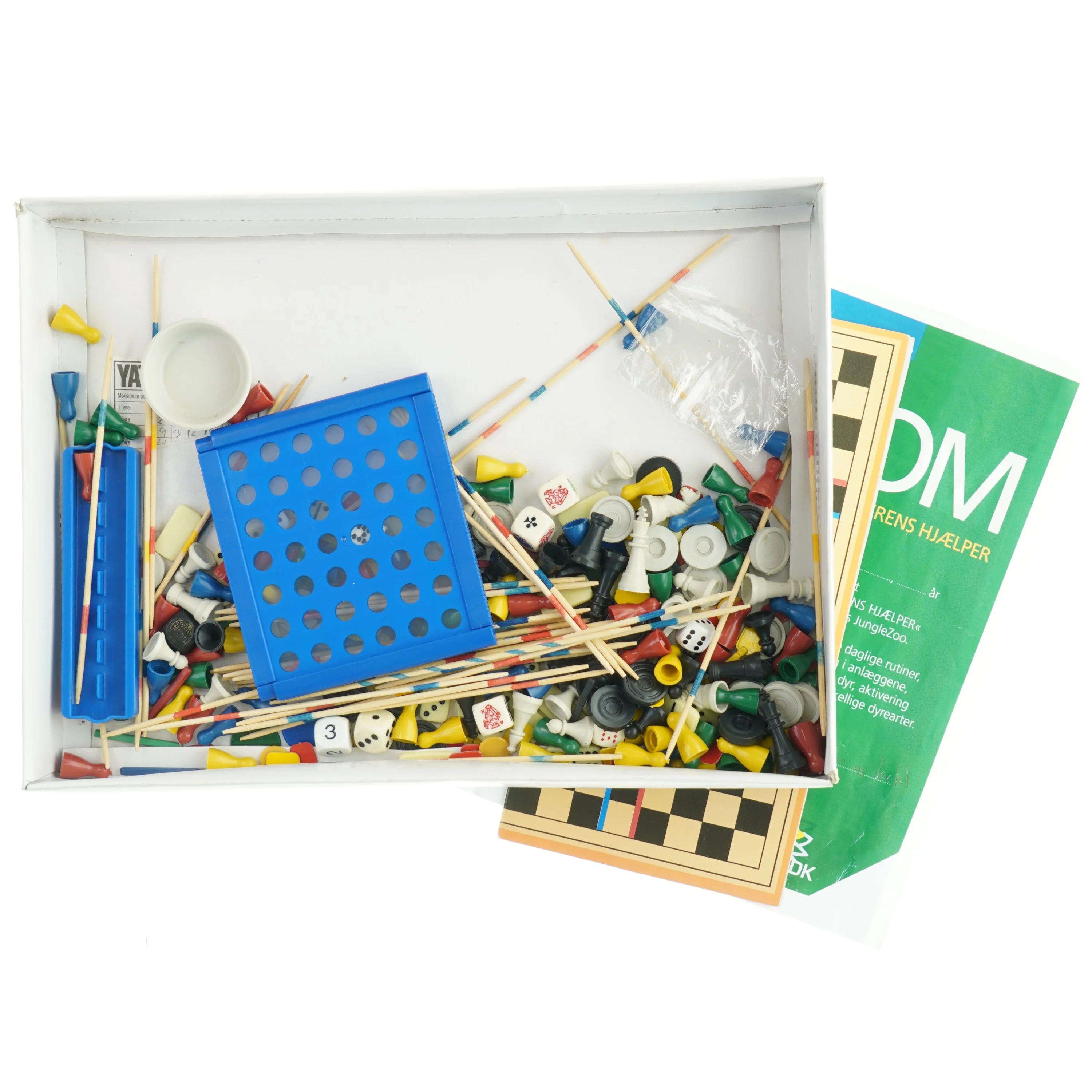 Brætspilssamling fra Vini-game (str. Otteogtredve 28 x 6 cm)