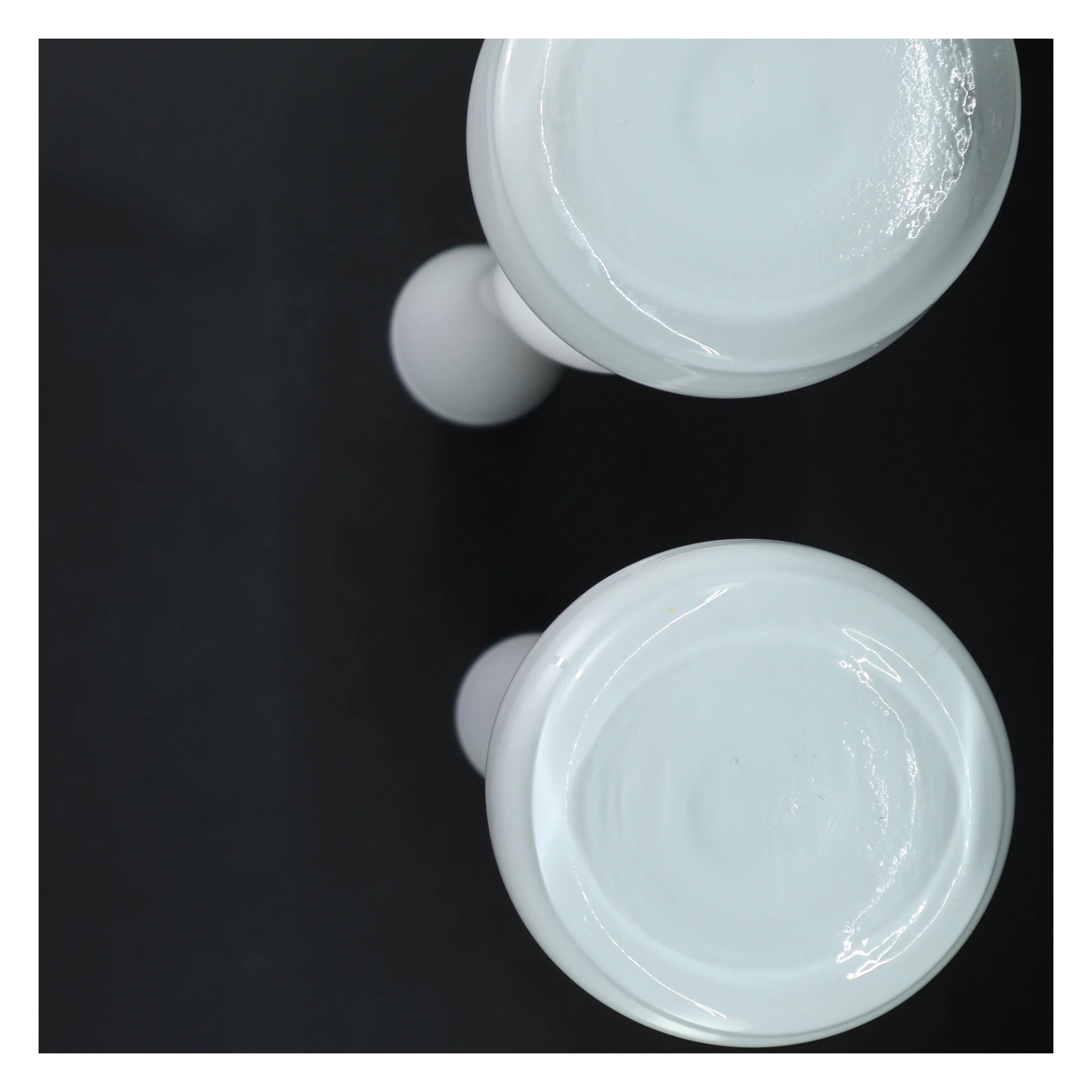 Skulpturelle vaser, 2 styk (str. 2 styk, 40 cm)