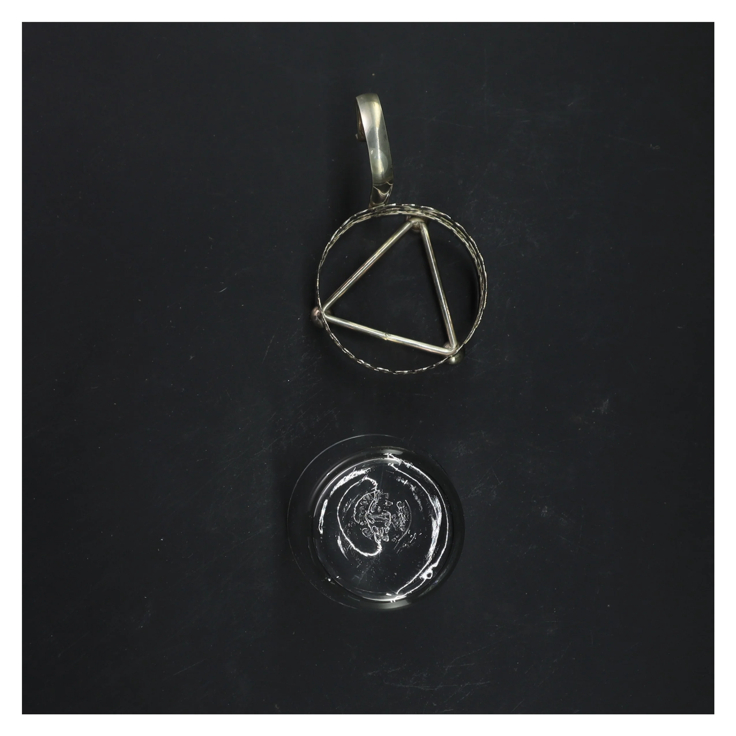 Sæt af 5 glas med metalholder fra Duralex (str. Ø 6,5x9 cm)