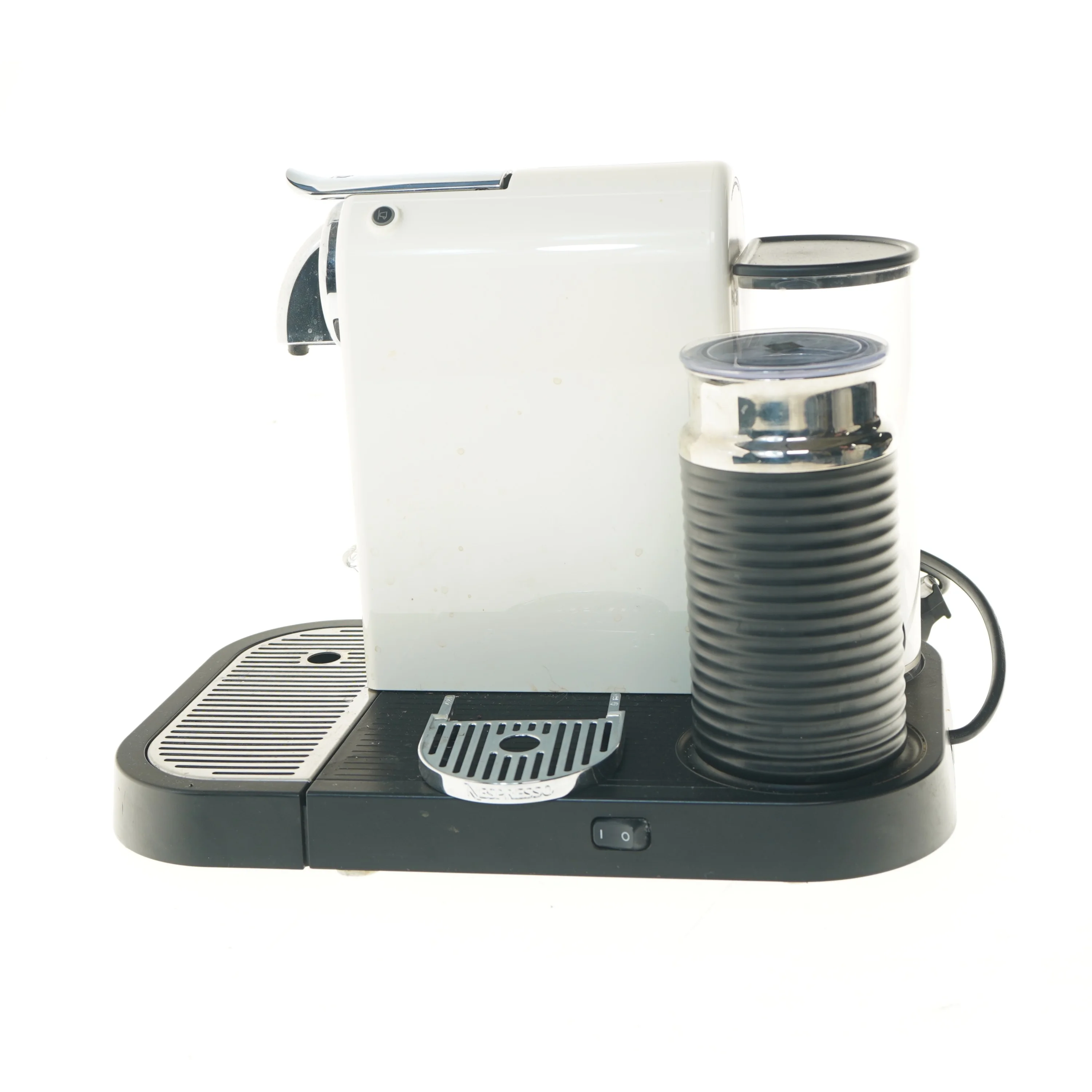 Nespresso kaffemaskine med mælkeskummer fra Nespresso (str. 27x24x37 cm)