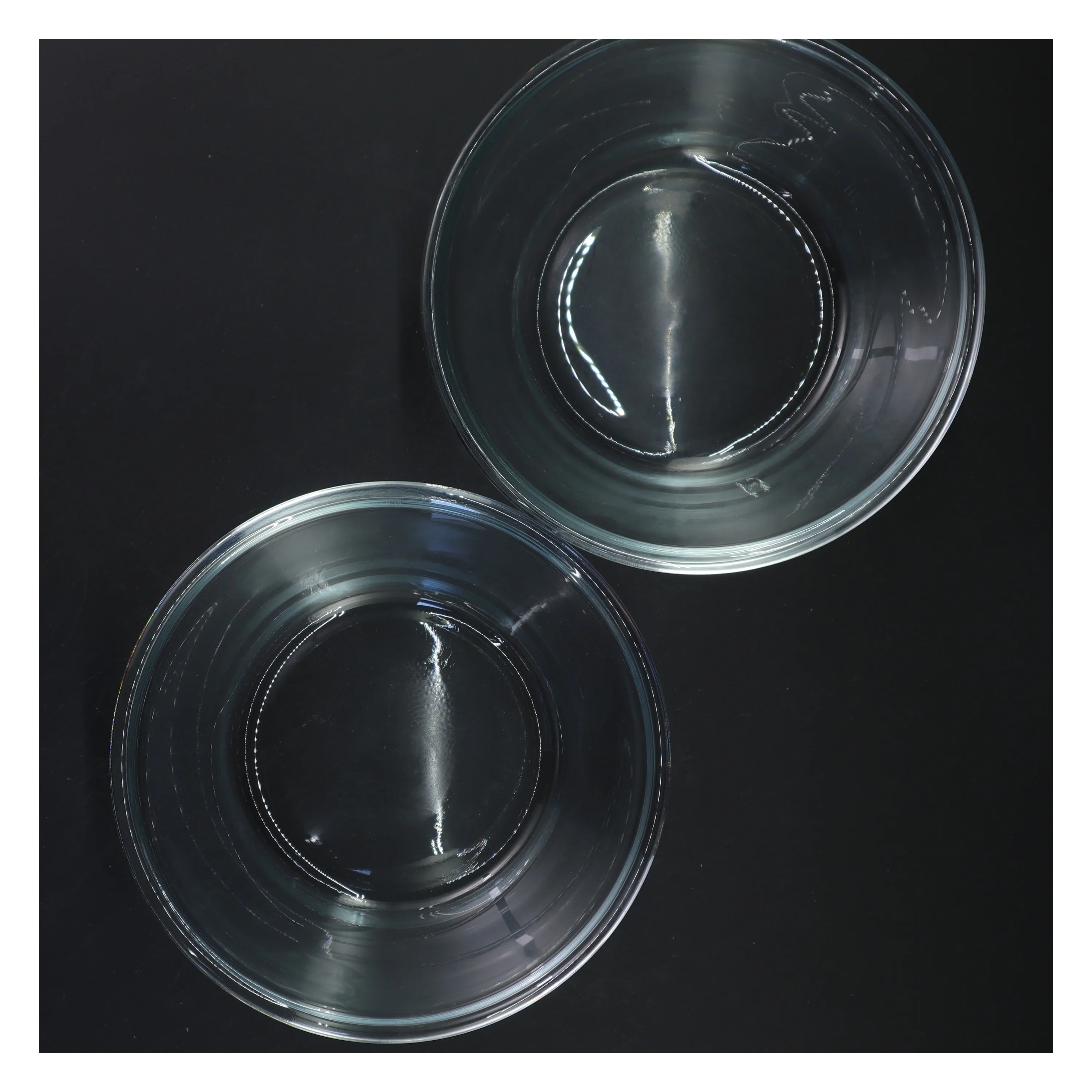 Sæt af to glasskåle (str. 7x20 cm)