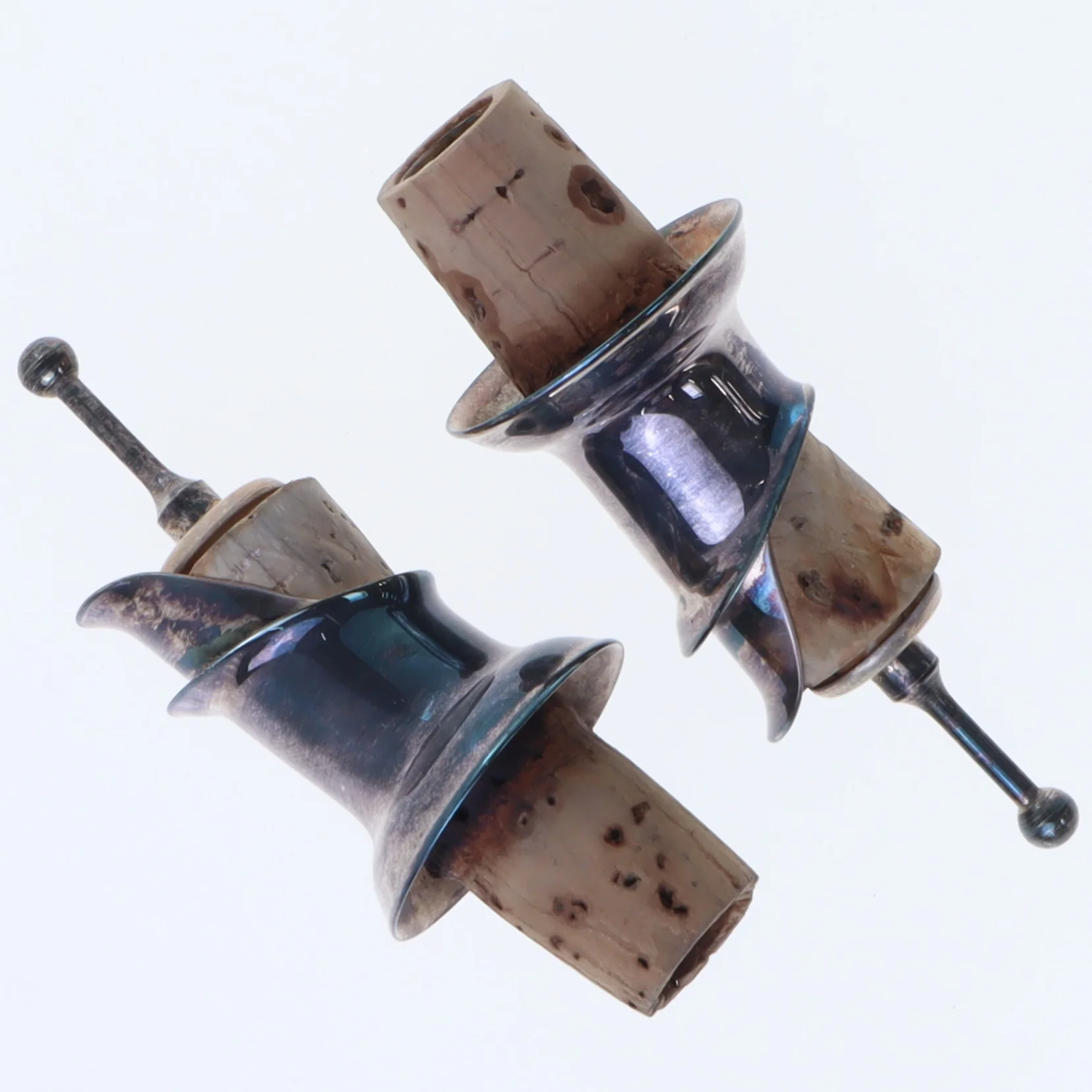 Sølvfarvede vinpropper (str. 8,5 cm)