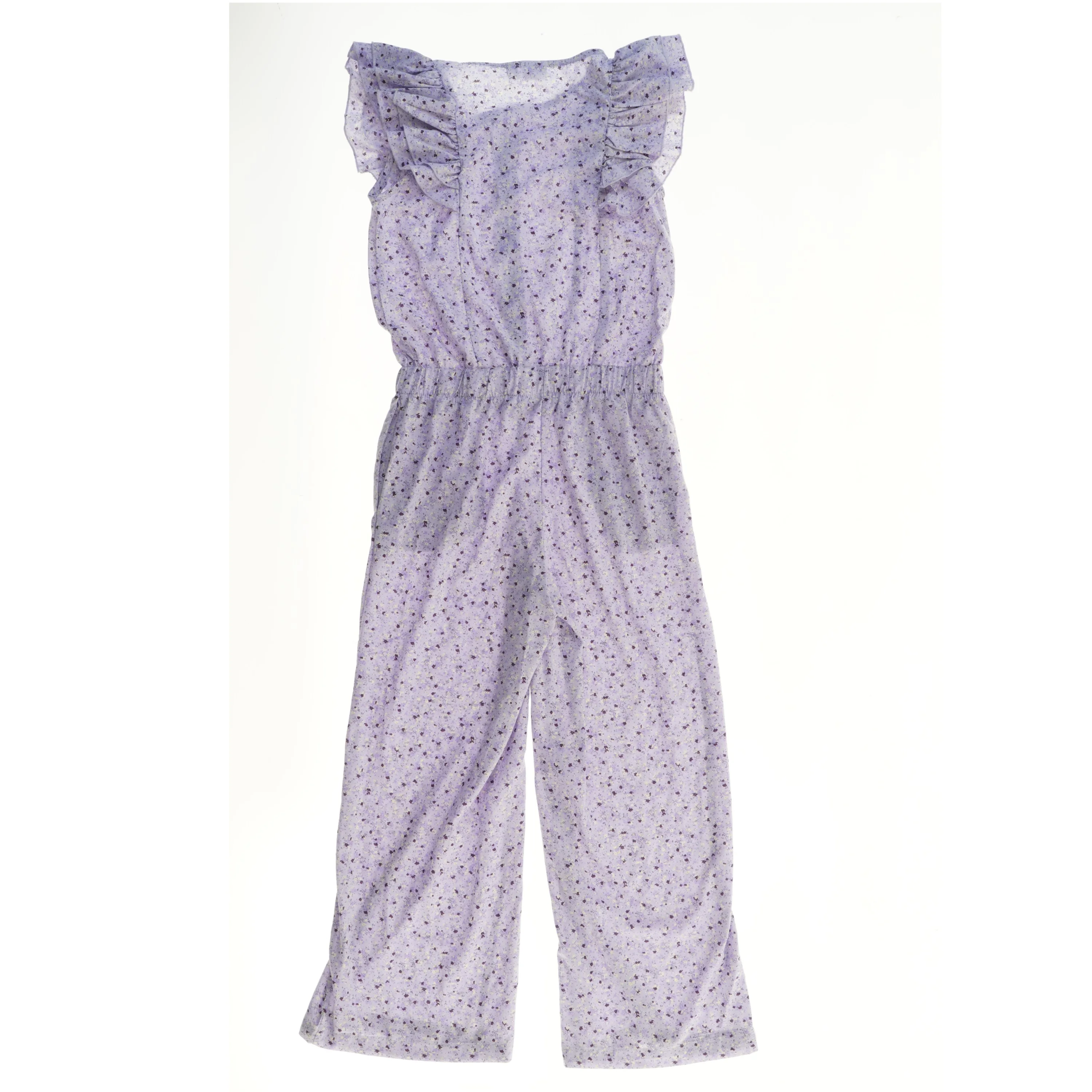 Lilla heldragt med mønster fra Basic needs (str. 140)