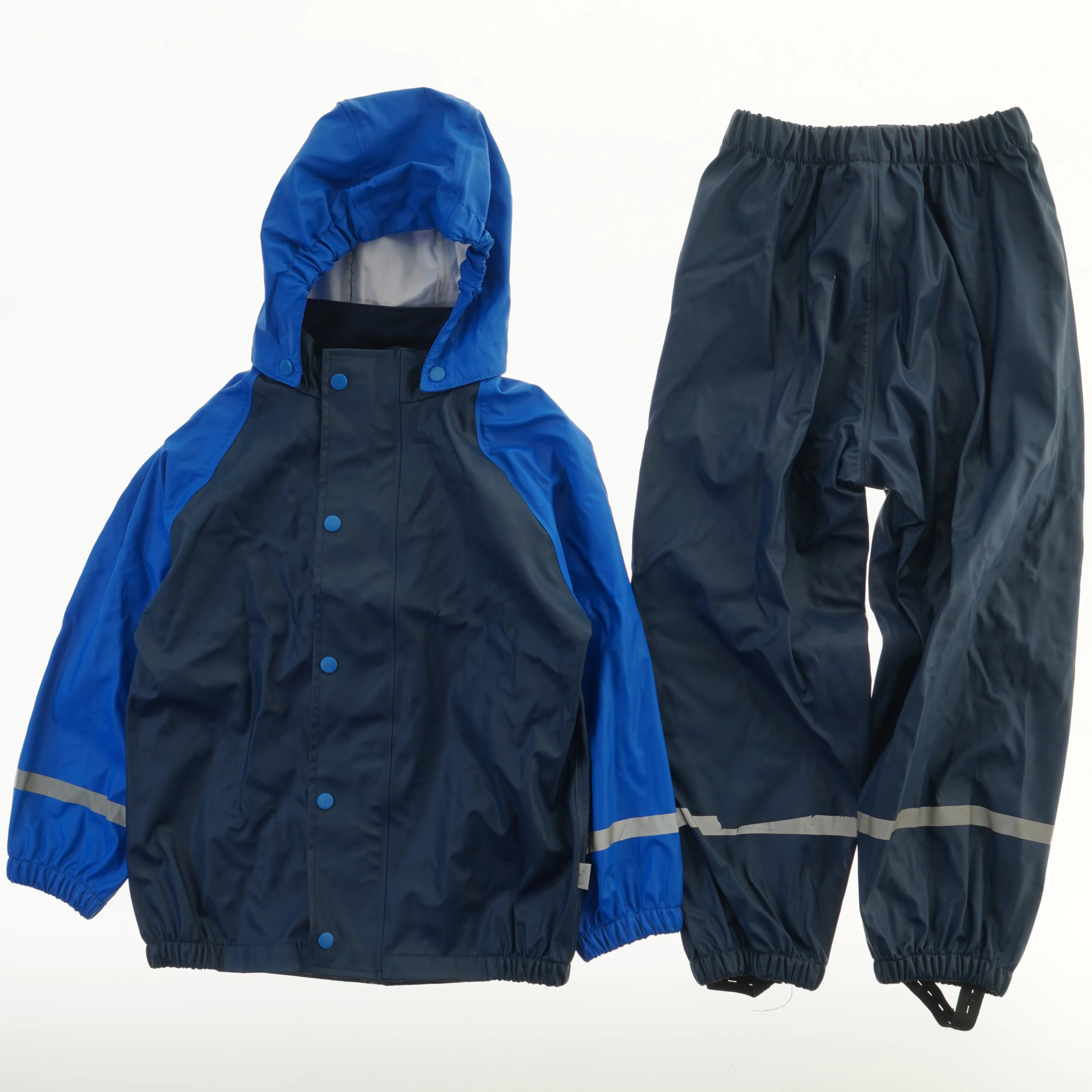 Regntøjssæt med jakke og bukser fra Friends (str. 110)