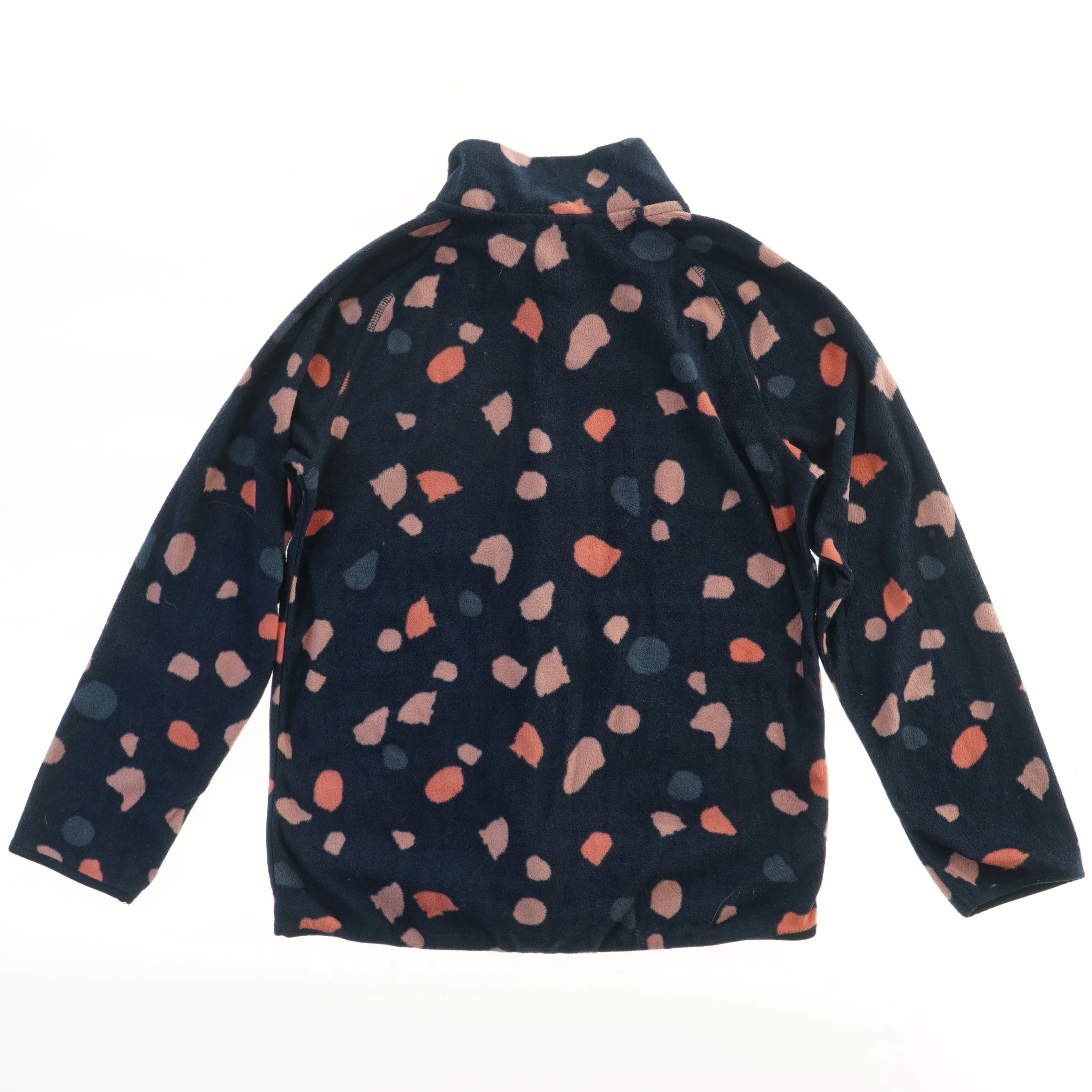 Mønstret fleecejakke fra H&M (str. 134)