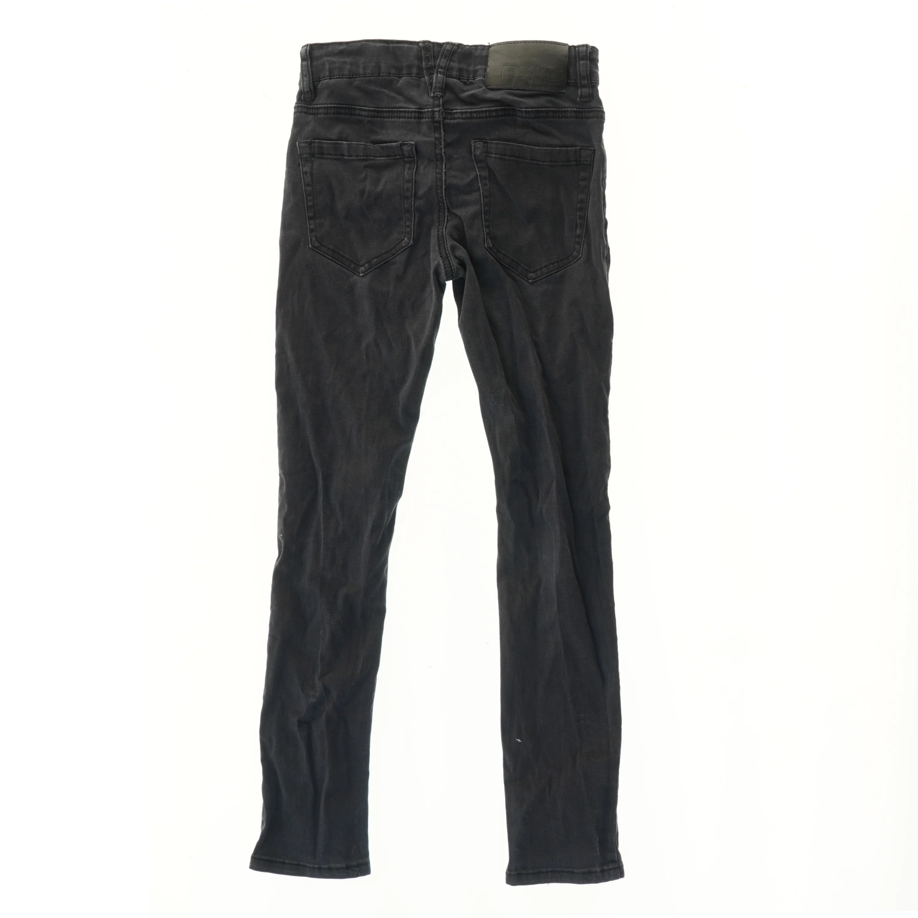 Jeans med broderet talje fra DNG (str. 104)
