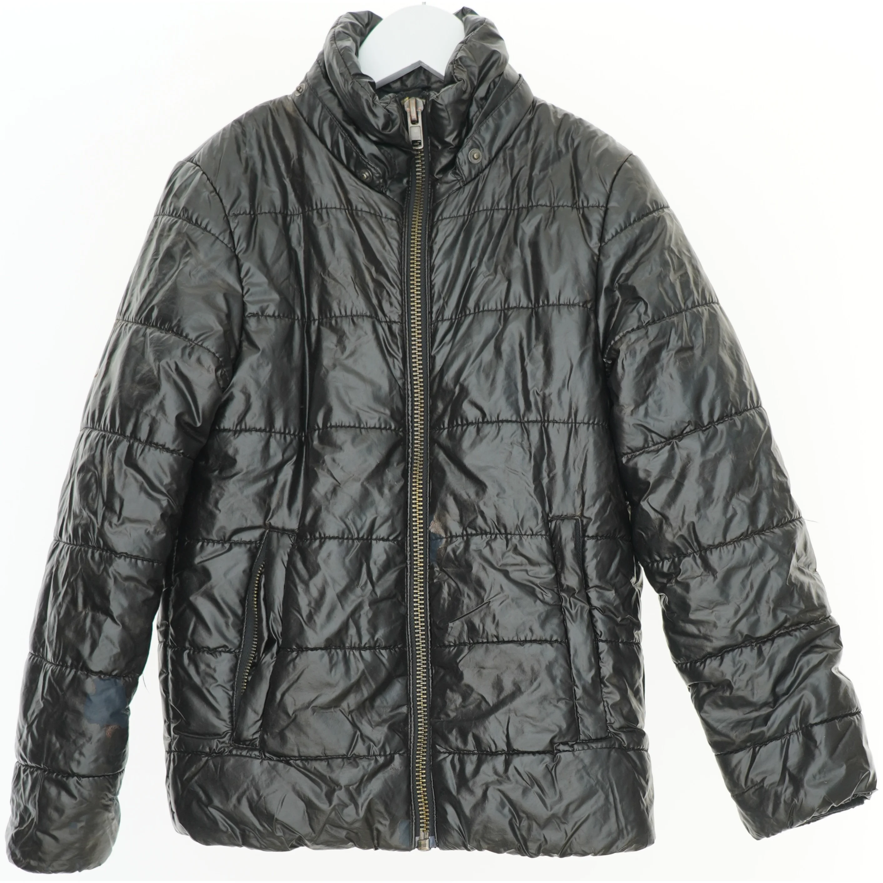 Vinterjakke med lynlås fra H&M (str. 134)