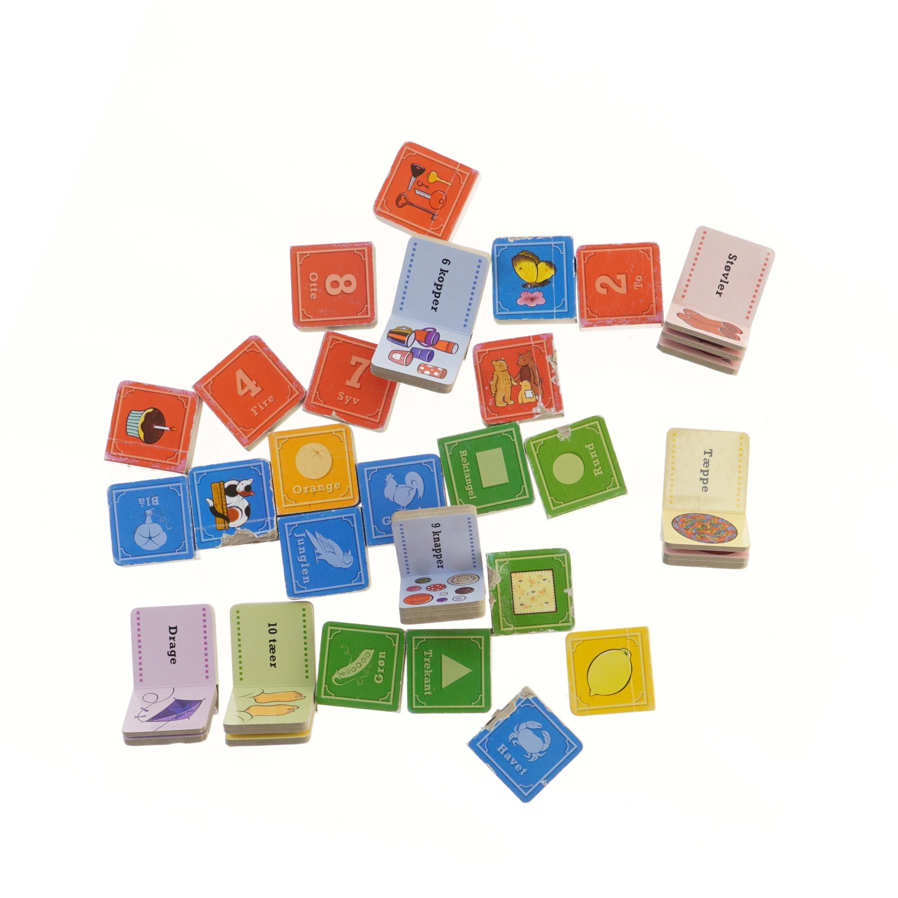 Mini bøger (str. 5,5x2x5,5 cm)