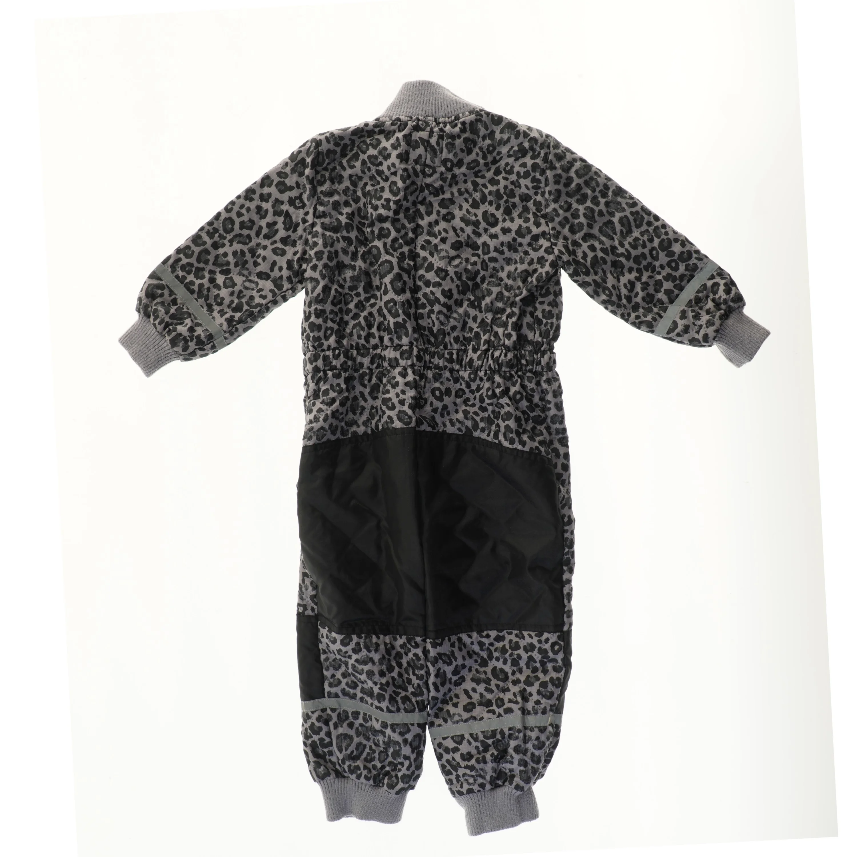 Heldragt med leopardmønster fra Base Camp (str. 92)