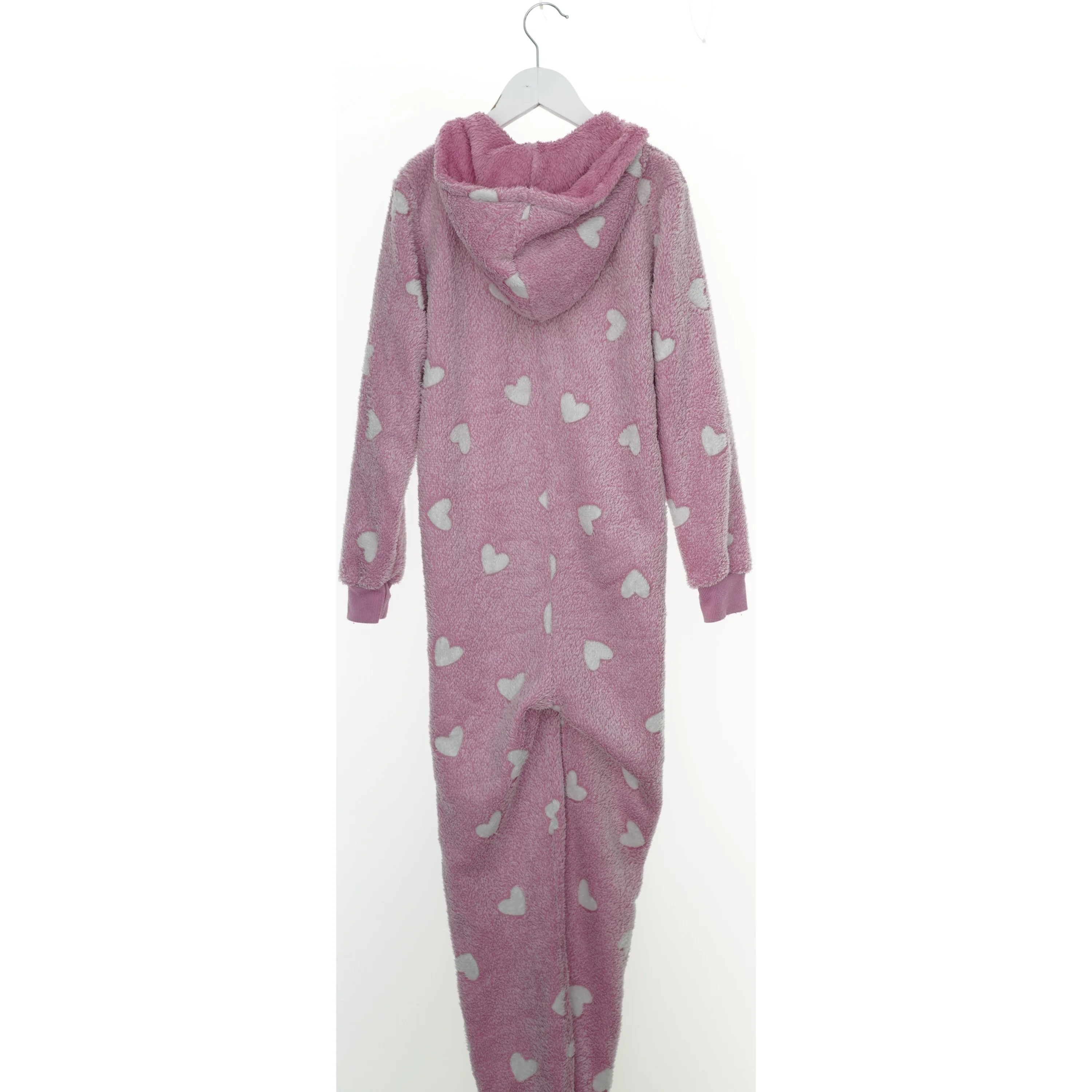 Rosa heldragt med hjerter fra VRS (str. 134)