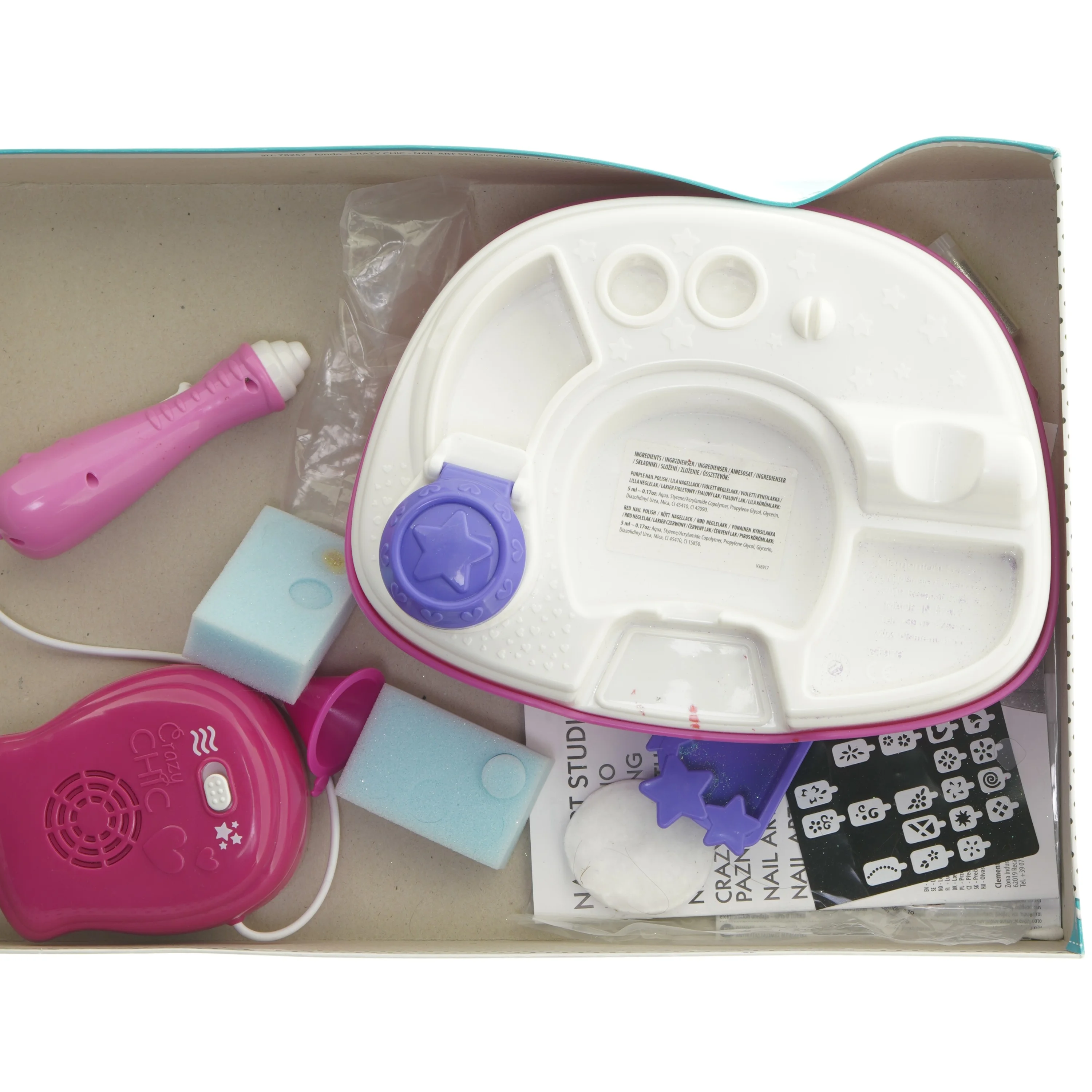 Crazy Chic Nail Art Studio fra Clementoni (str. 28x22 cm)