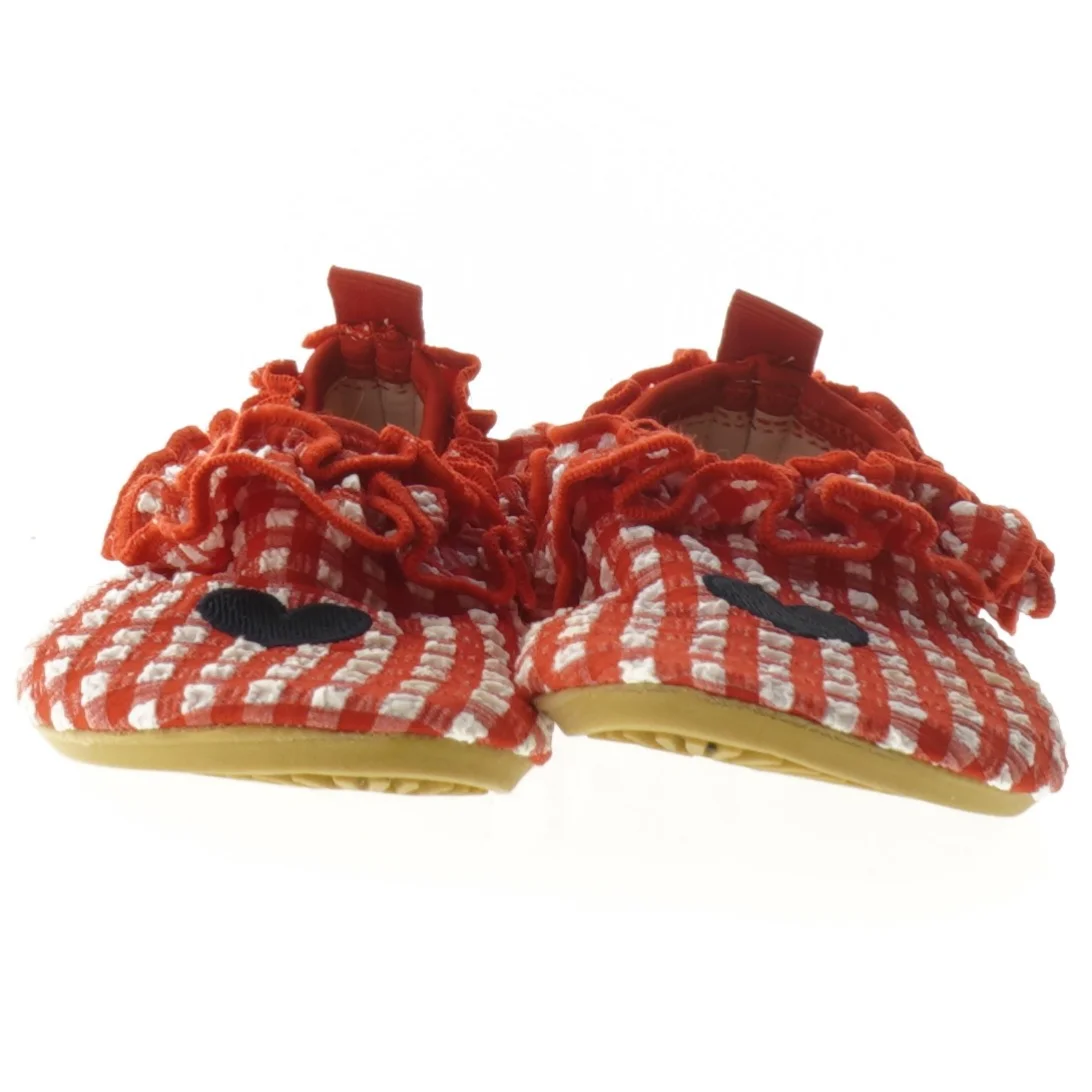 Børnesko med ternet mønster (str. 26-27 )