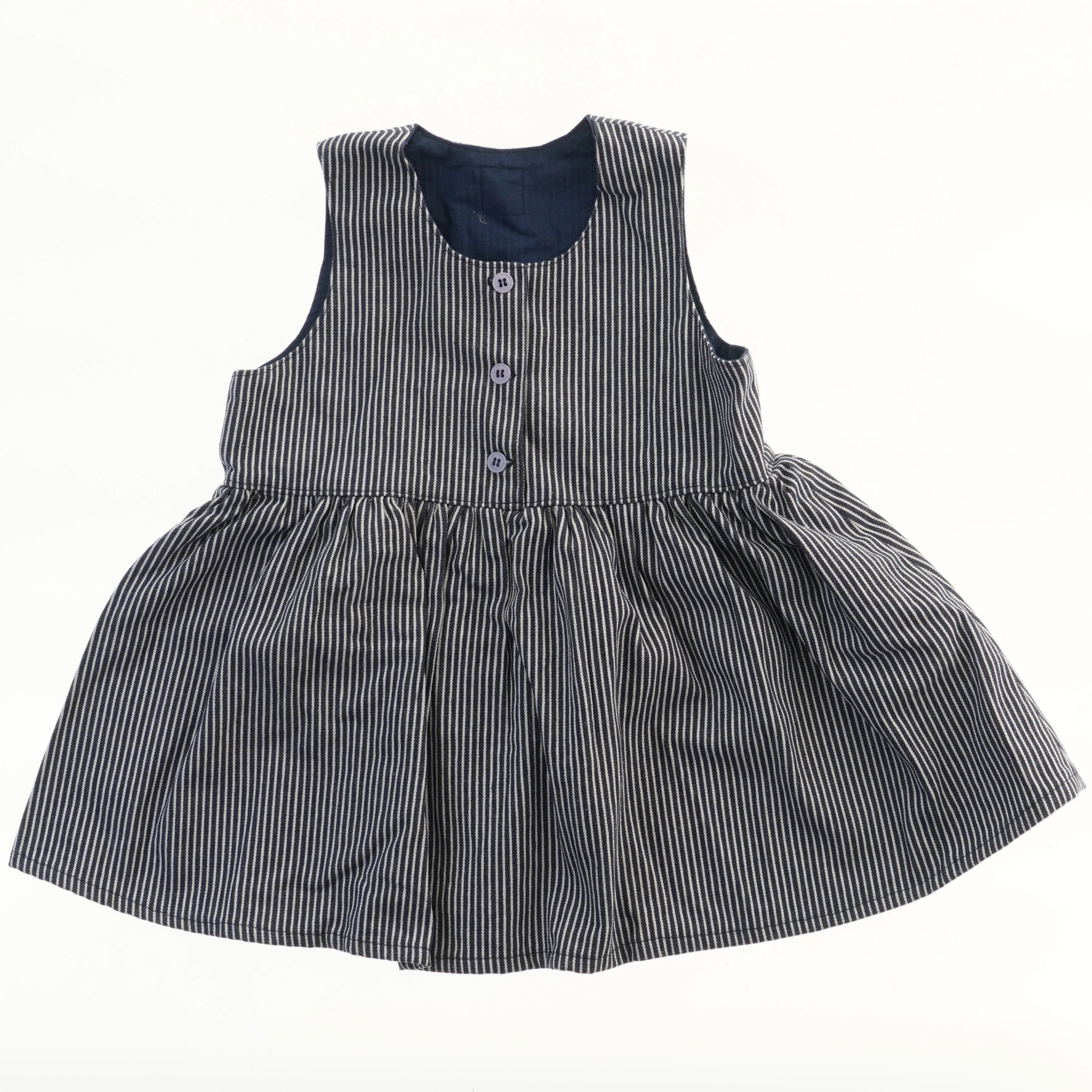 Stribet kjole (str.  længde 52 cm, bryst 35 cm)