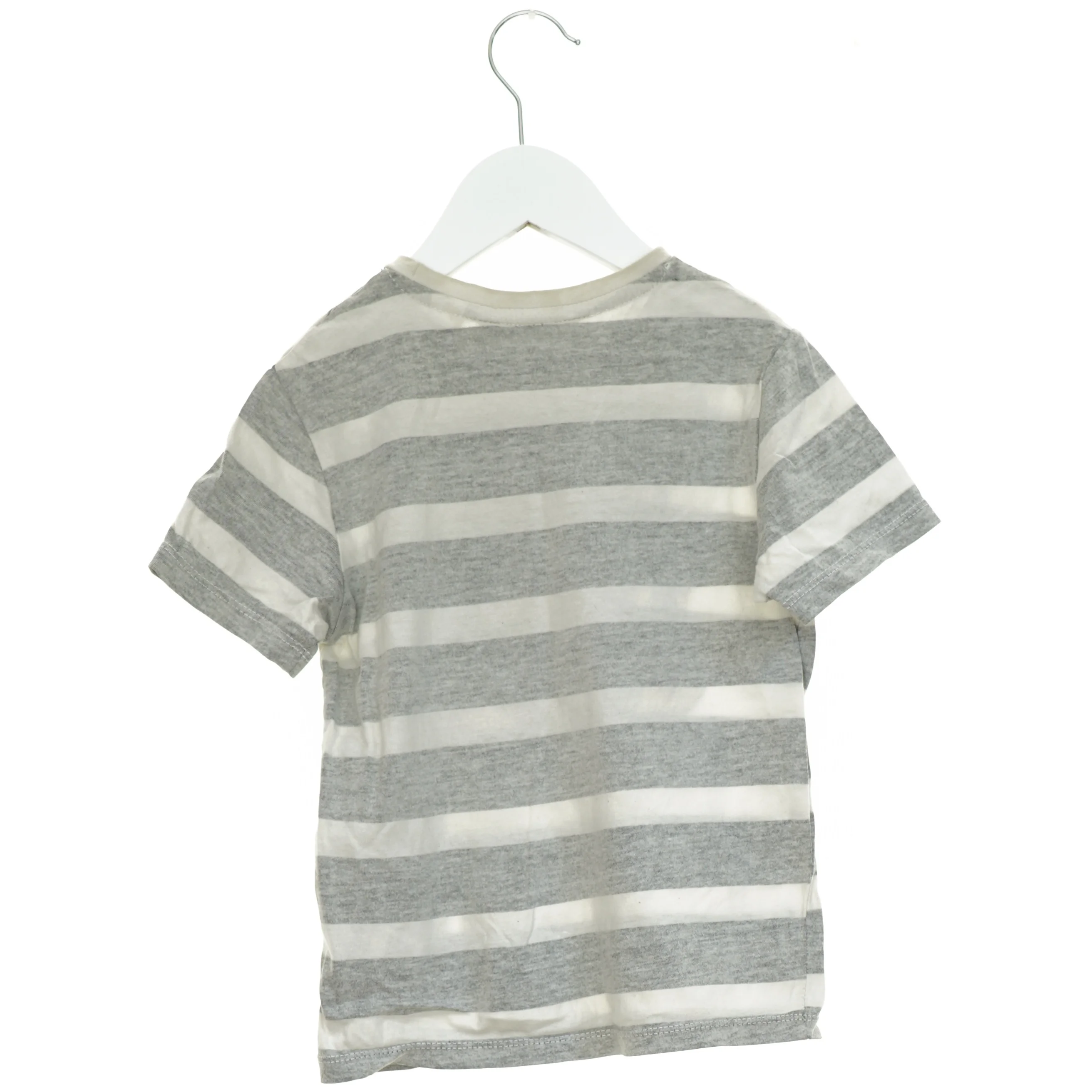 T-Shirt fra H&M (str. 116 cm)