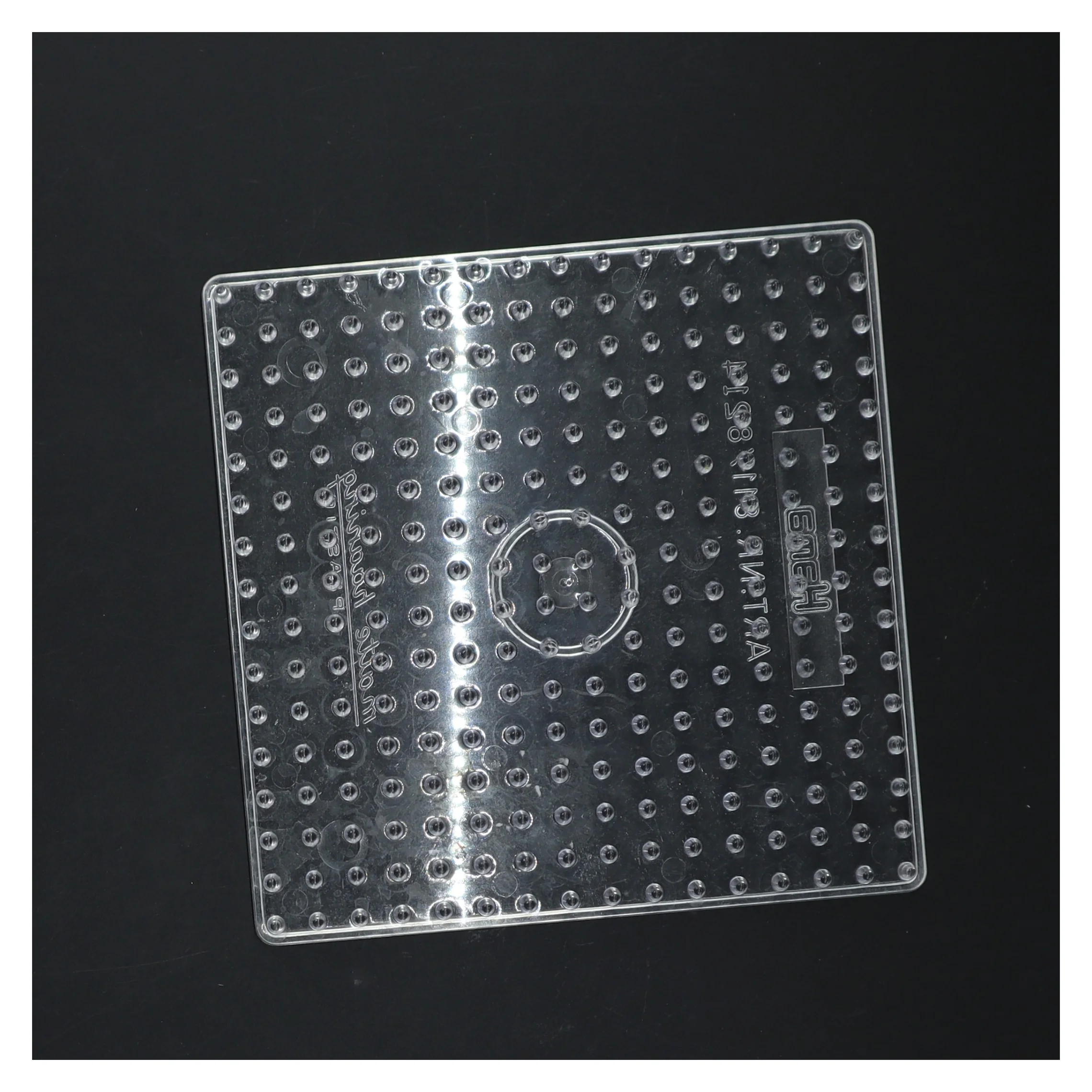 Fem Maxi-perleplader fra Hama