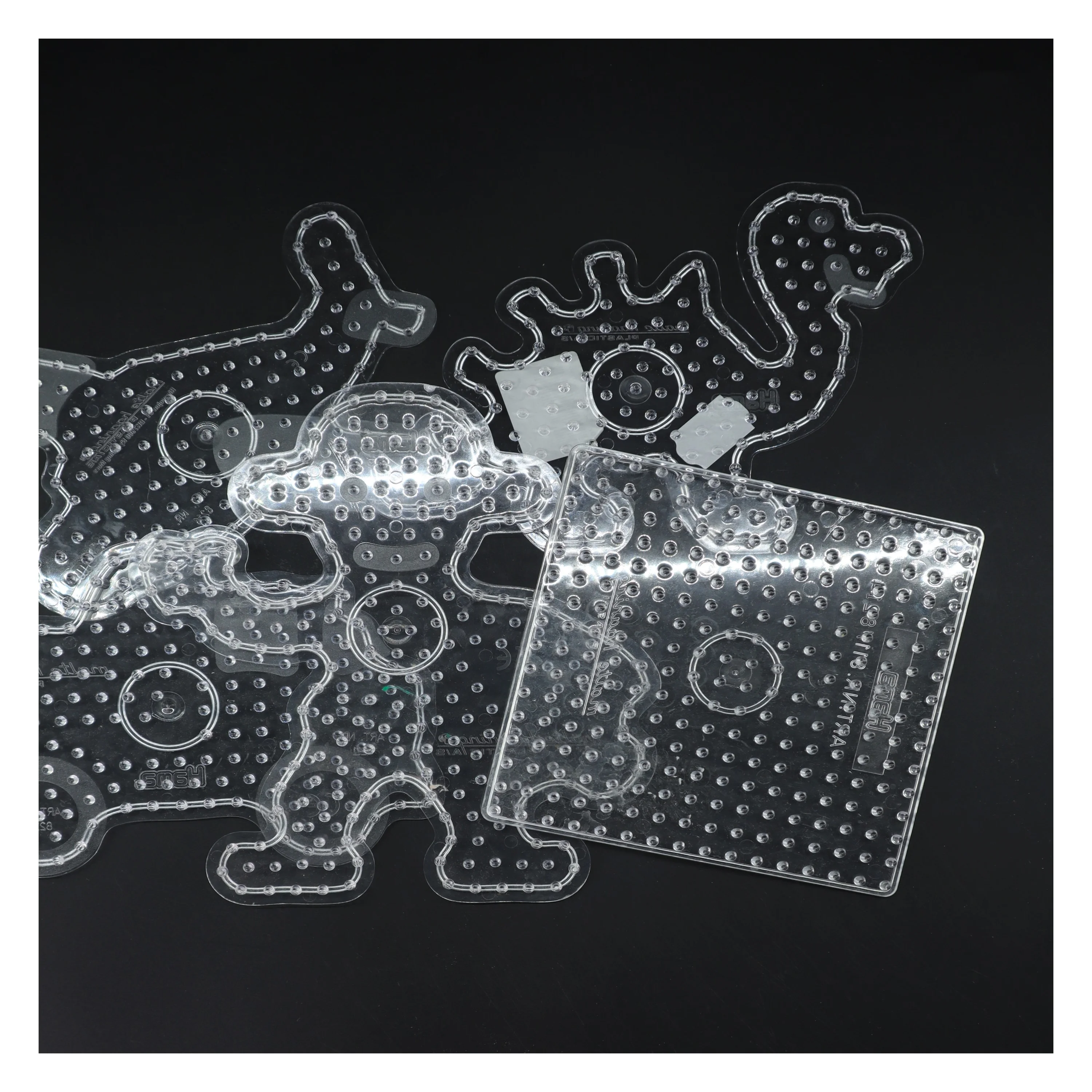 Fem Maxi-perleplader fra Hama